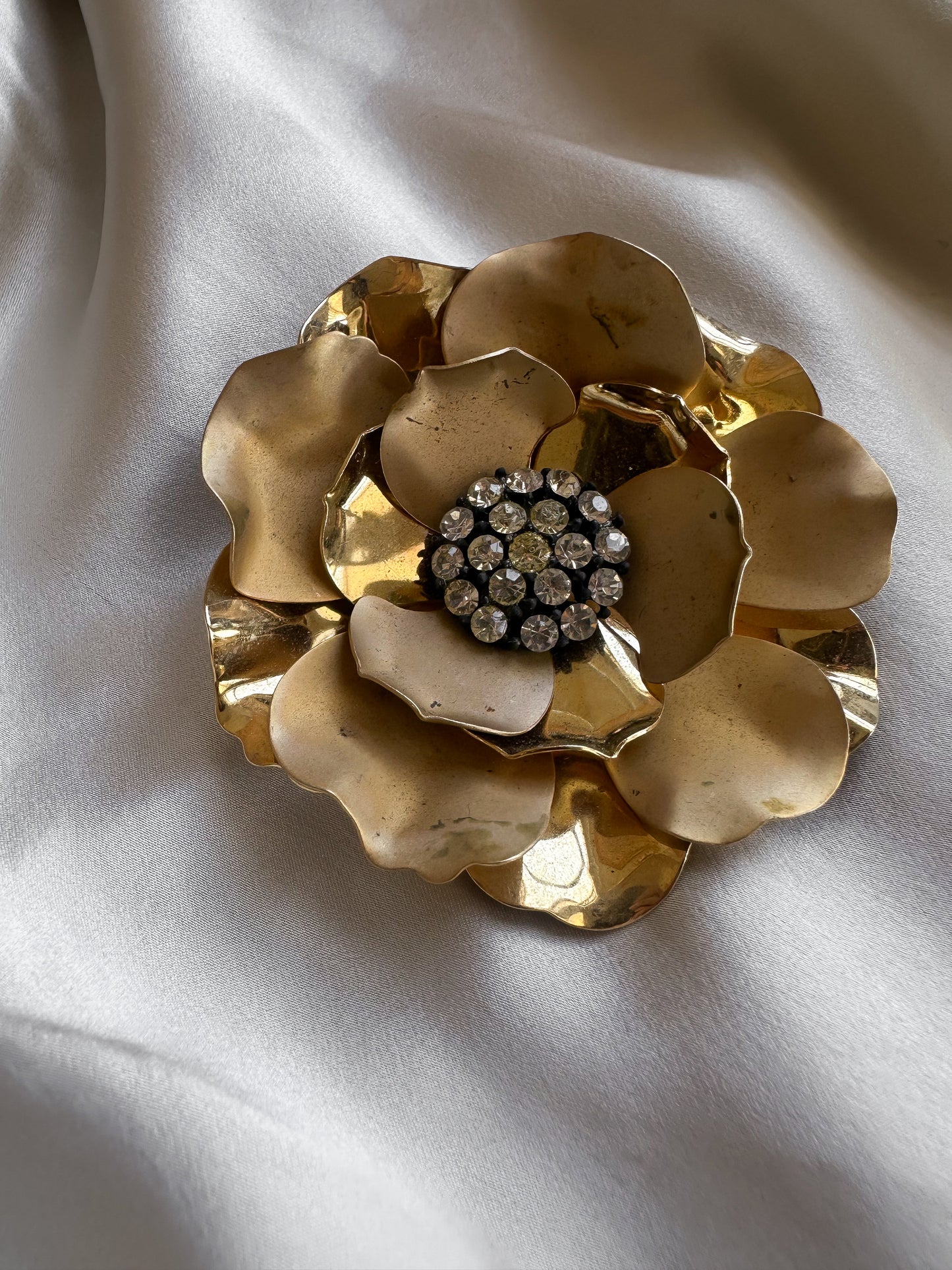 Golden Bloom Brooch|Vintage Baazaar 
