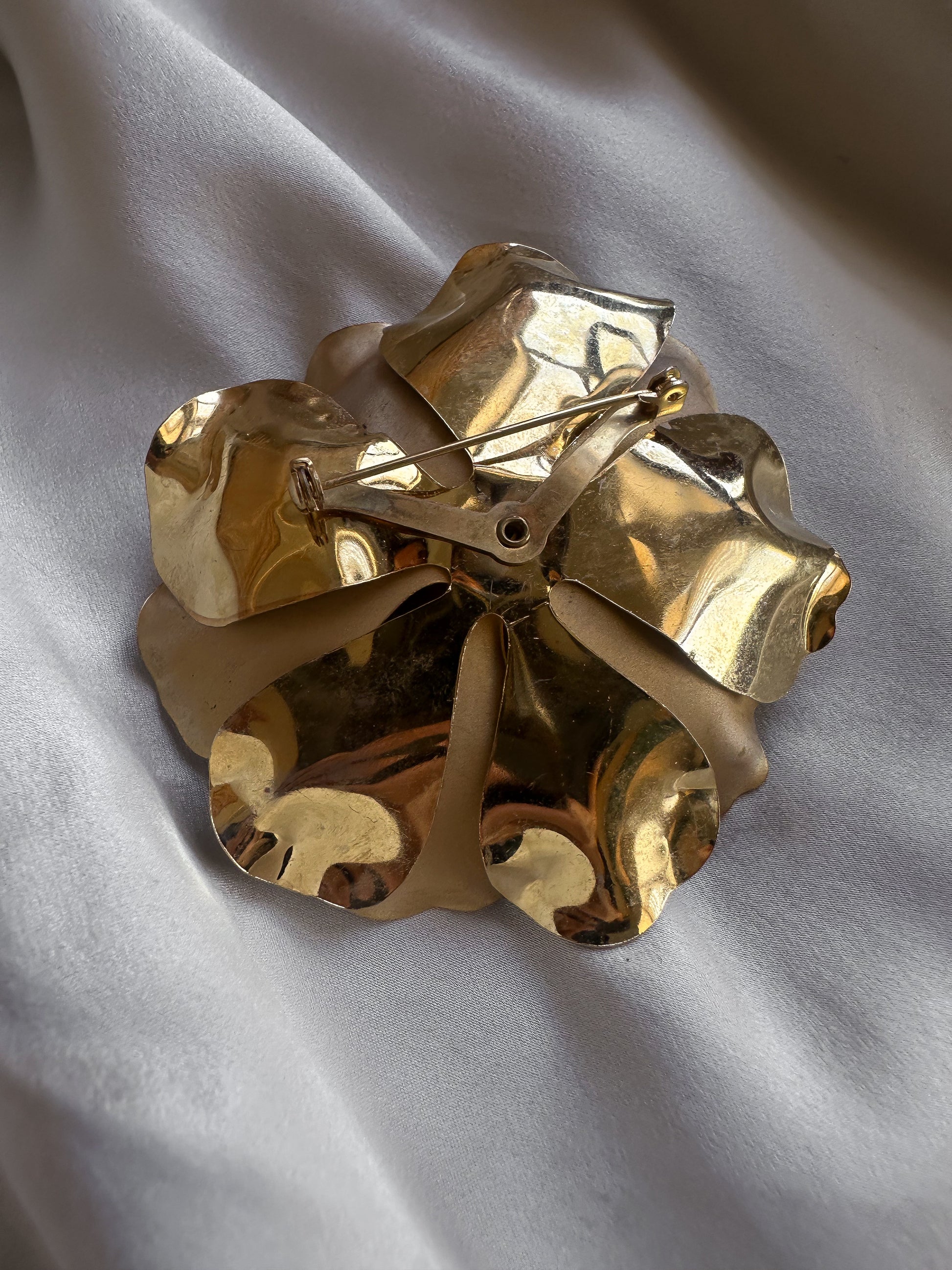 Golden Bloom Brooch|Vintage Baazaar 