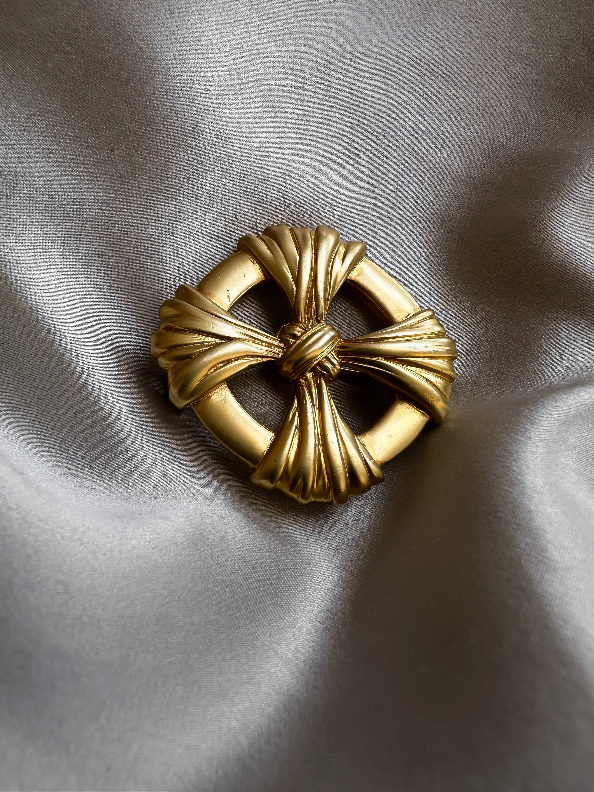 Golden Bow Emblem Brooch|Vintage Baazaar 