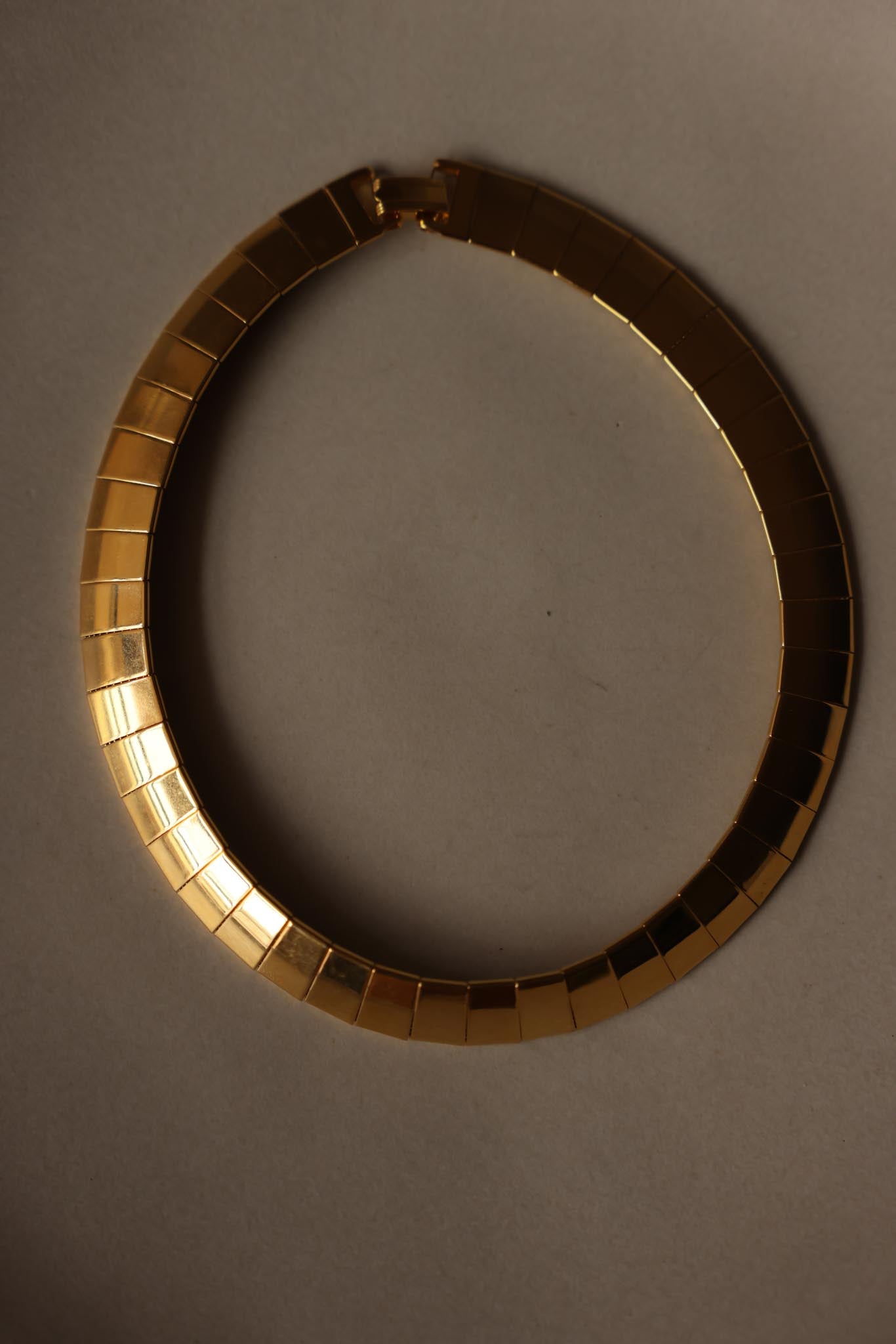 Gold-Tone Collar Necklace|Vintage Baazaar 