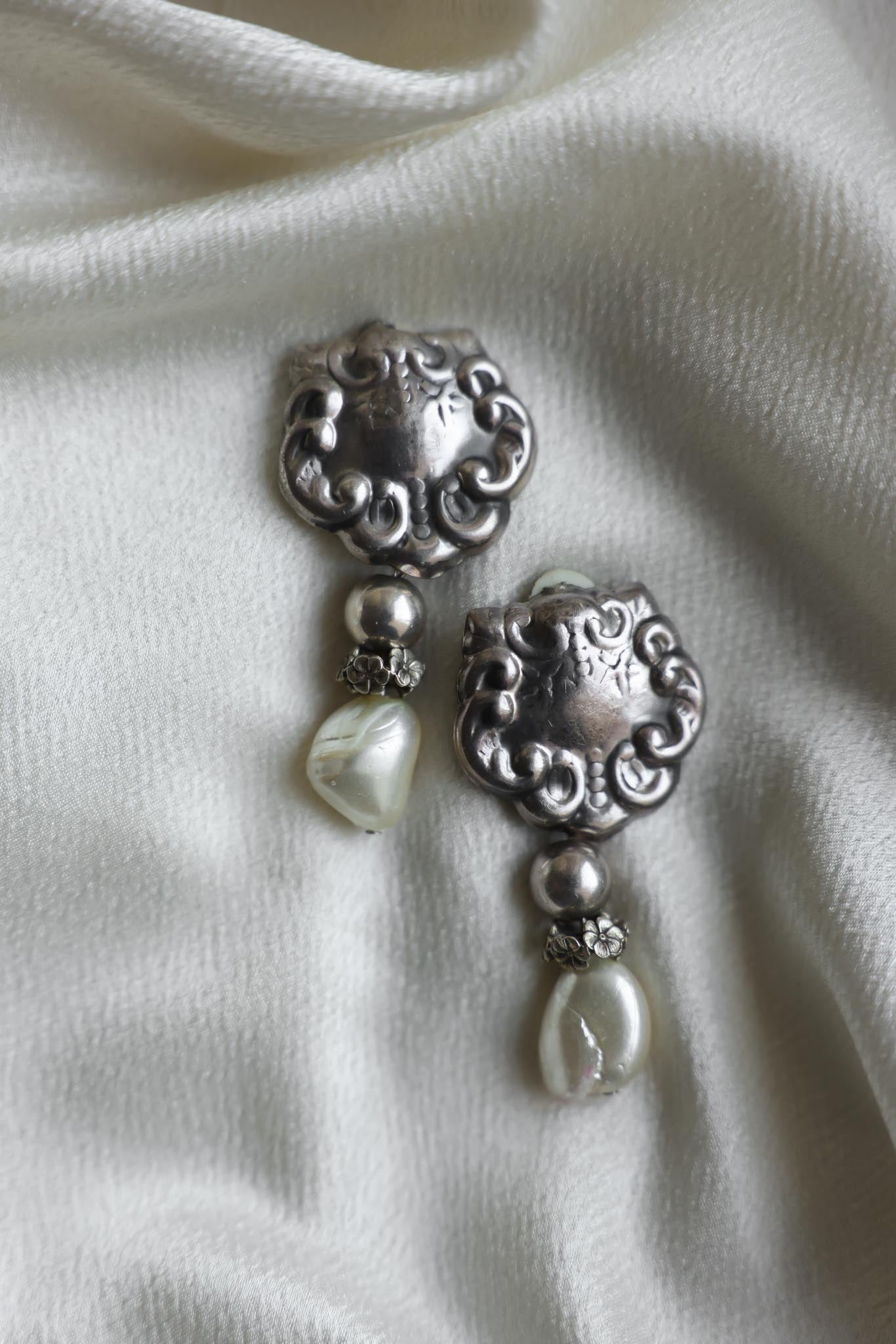 Sterling Pearl Drop Clip-On Earrings|Vintage Baazaar 