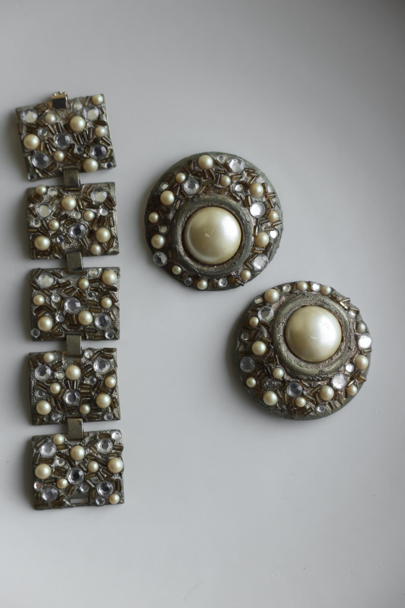 La Rage Pearl and Crystal Set|Vintage Baazaar 