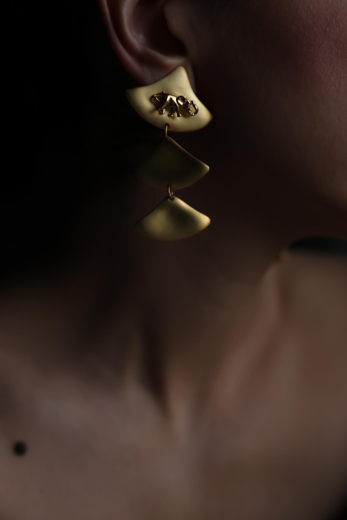 Geometric Matte Gold Clip-On Earrings|Vintage Baazaar 