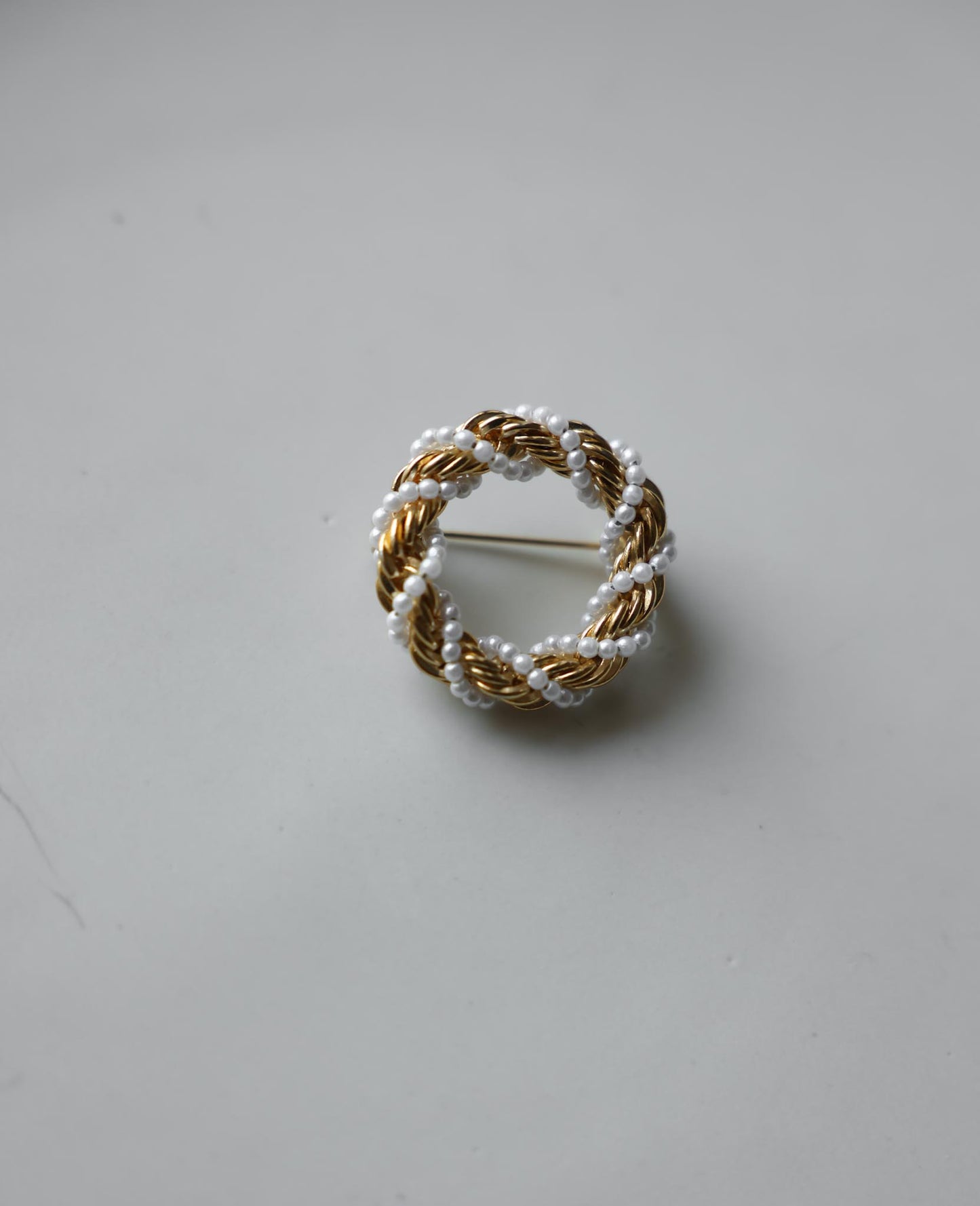 Golden Pearl Wreath Brooch|Vintage Baazaar 