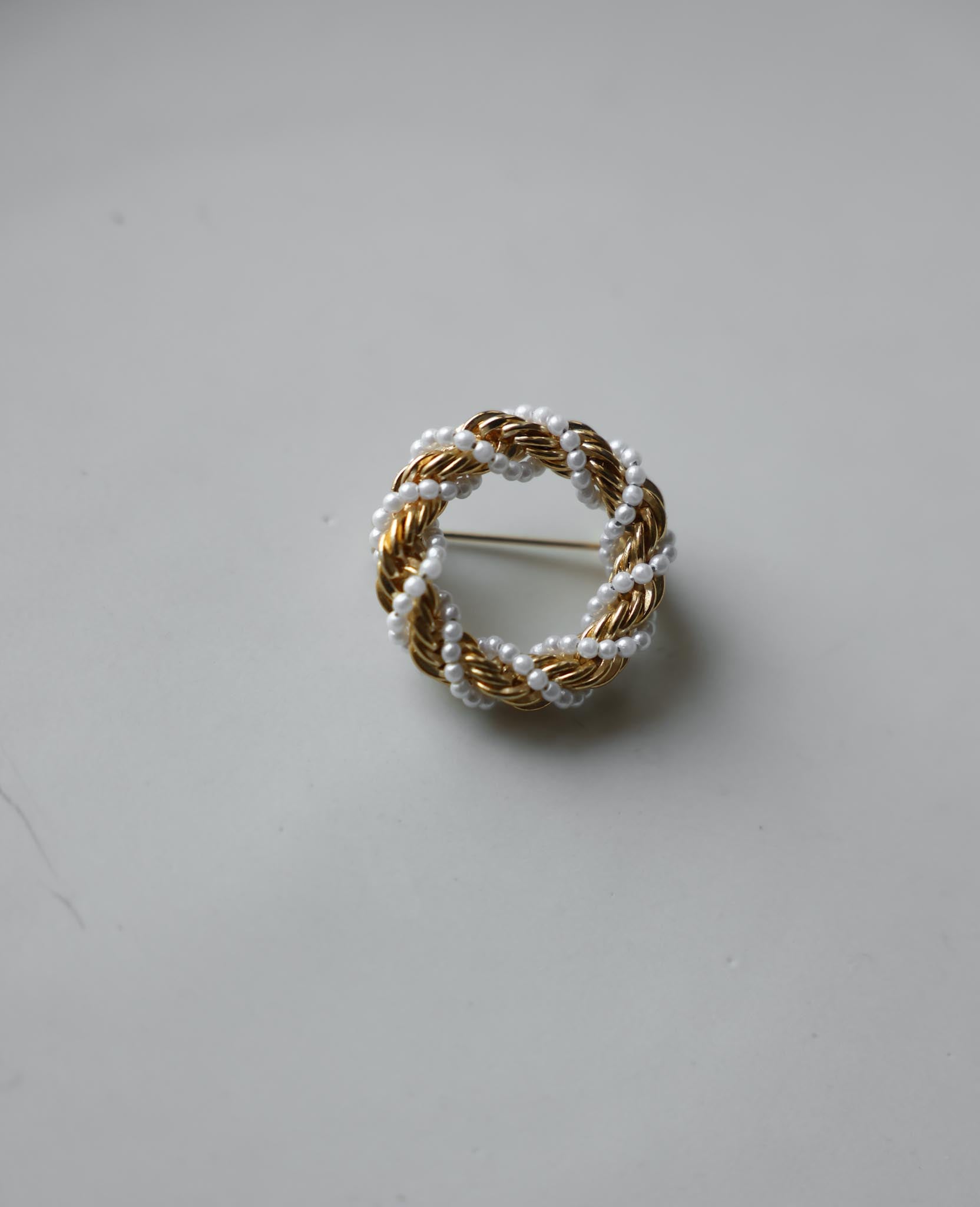 Golden Pearl Wreath Brooch|Vintage Baazaar 
