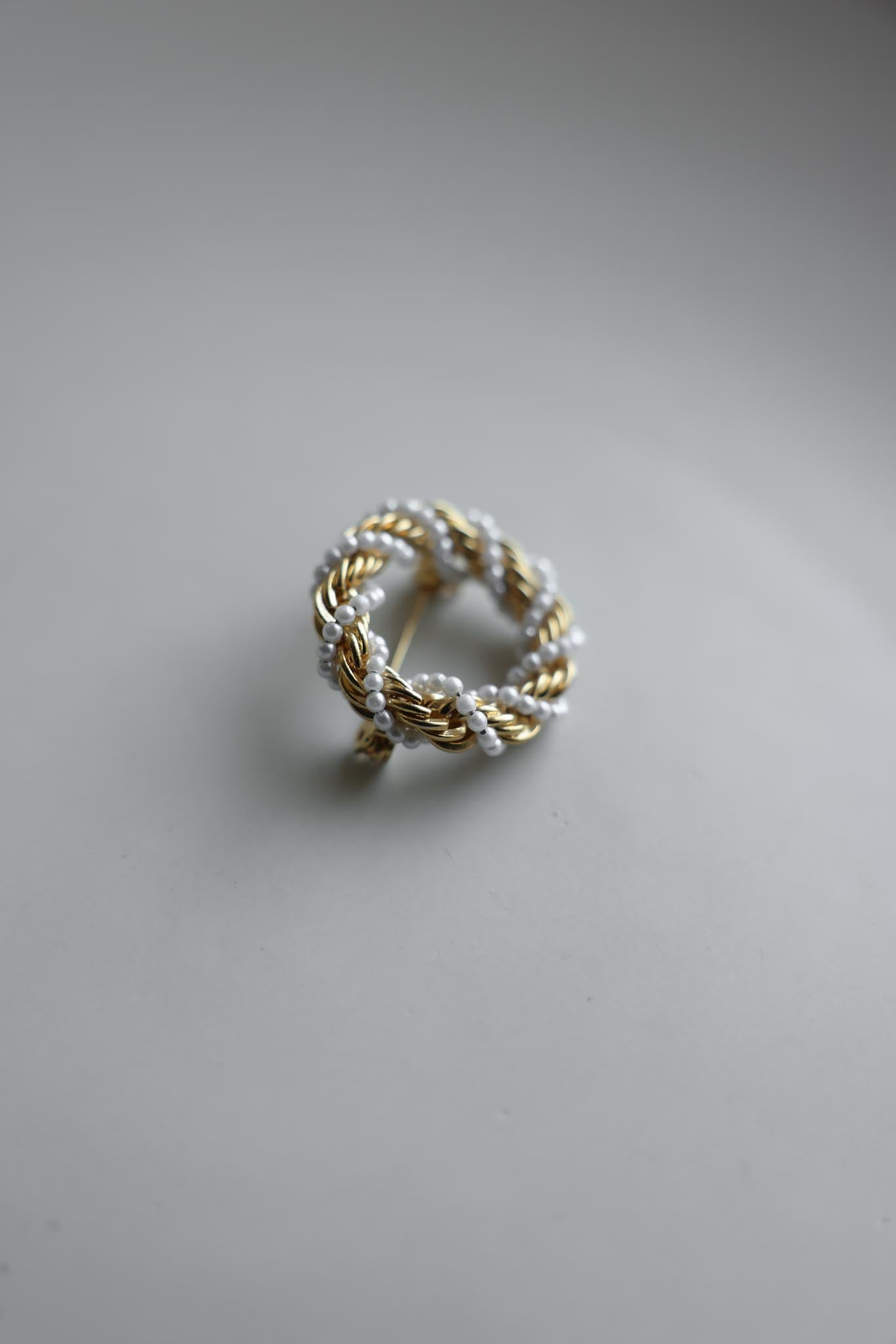 Golden Pearl Wreath Brooch|Vintage Baazaar 