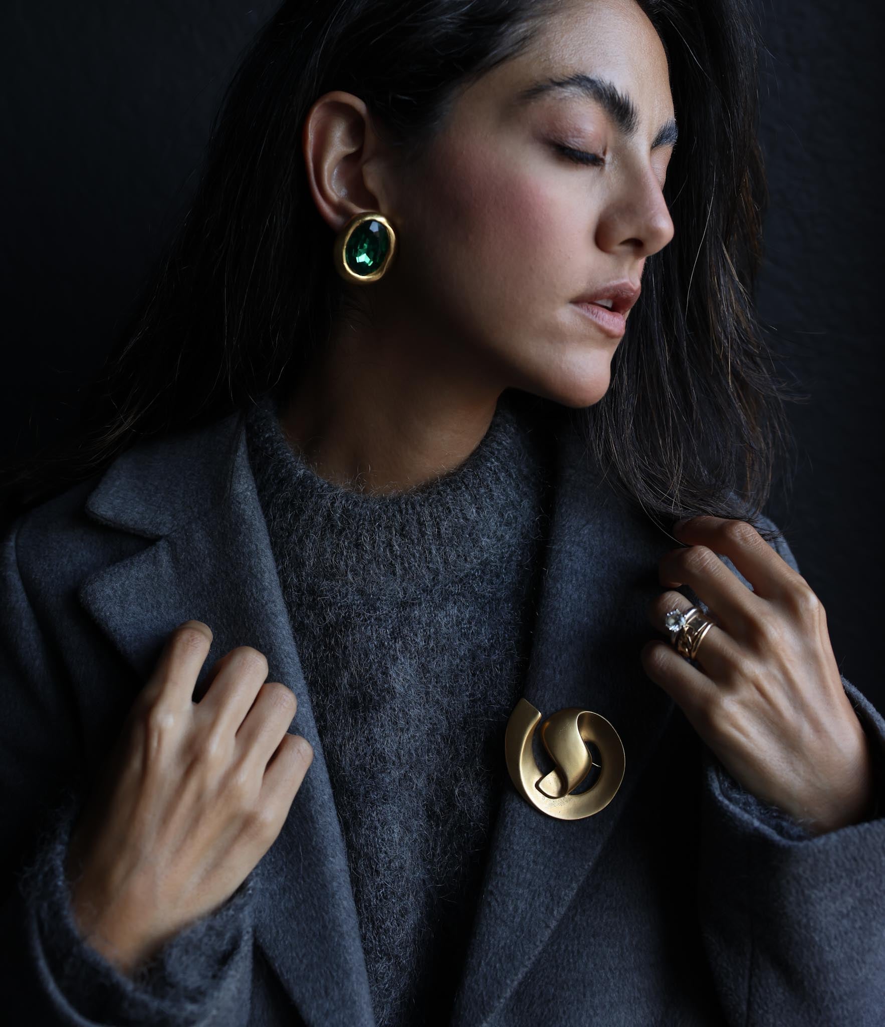 Emerald Glow Earrings|Vintage Baazaar 