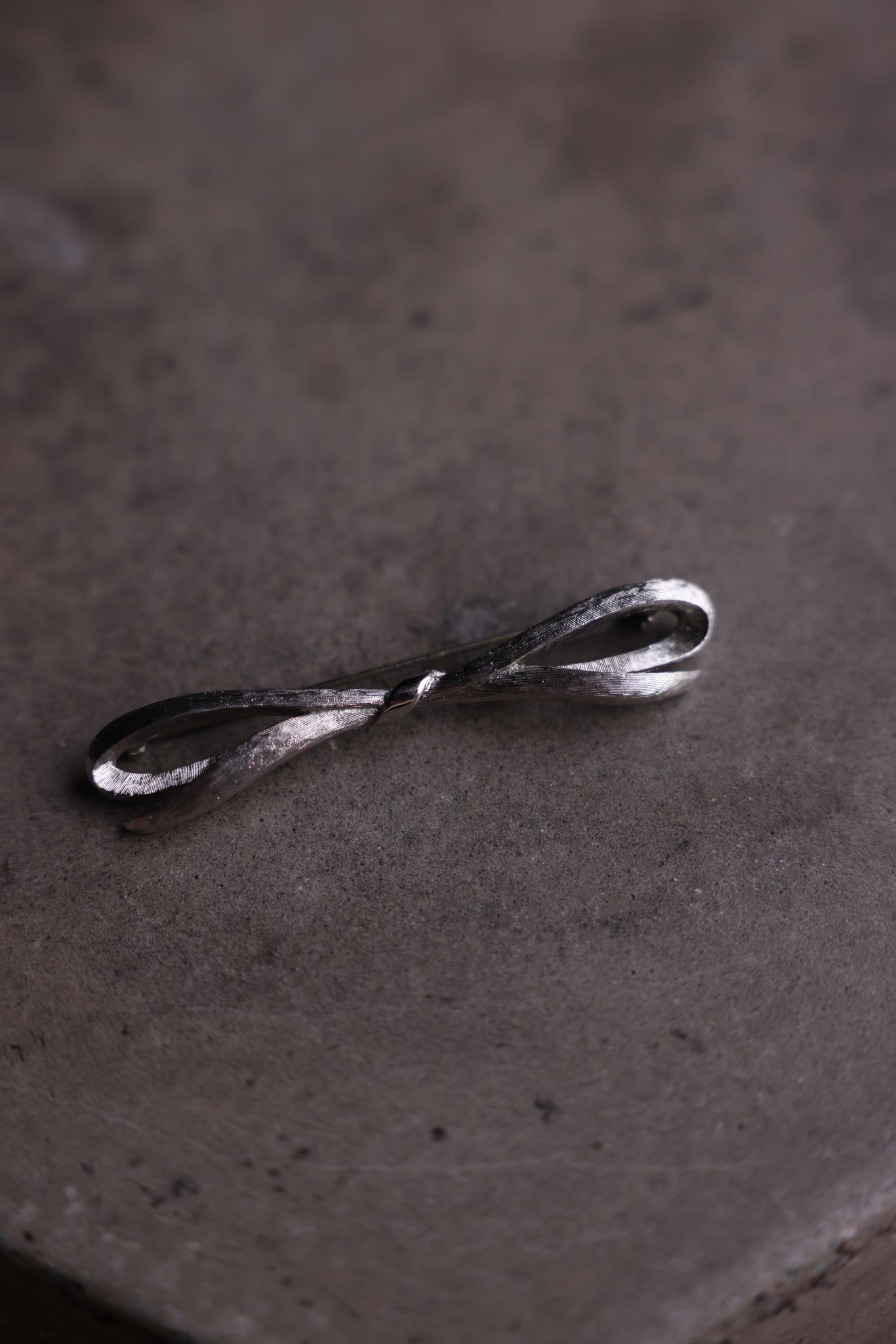 Silver Bow Brooch (Monet)
