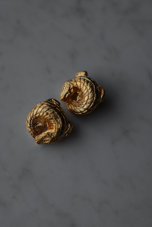 Matte Gold Alligator Clip-On Earrings|Vintage Baazaar 