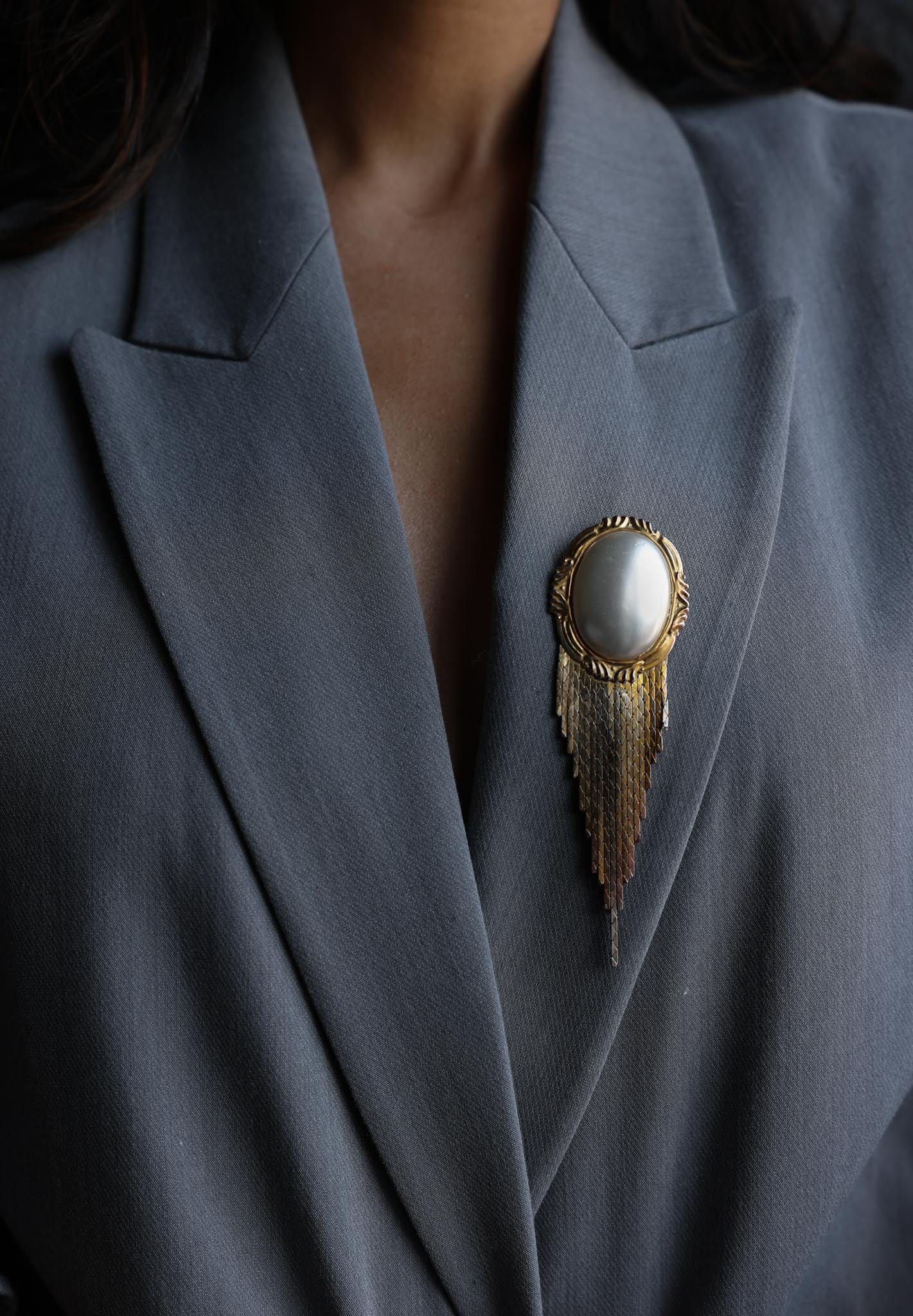 Golden Luster Fringe Brooch|Vintage Baazaar 
