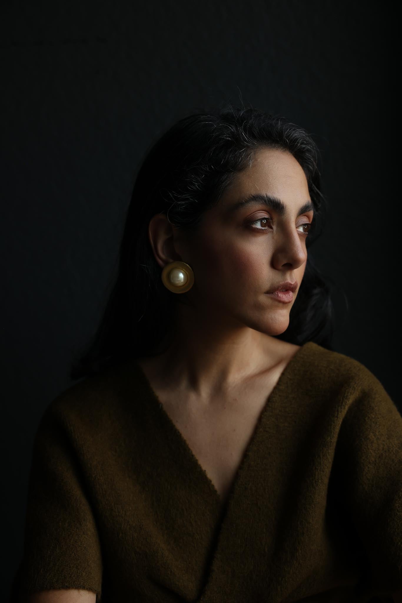 Matte Gold Faux Pearl Clip-On Earrings|Vintage Baazaar 