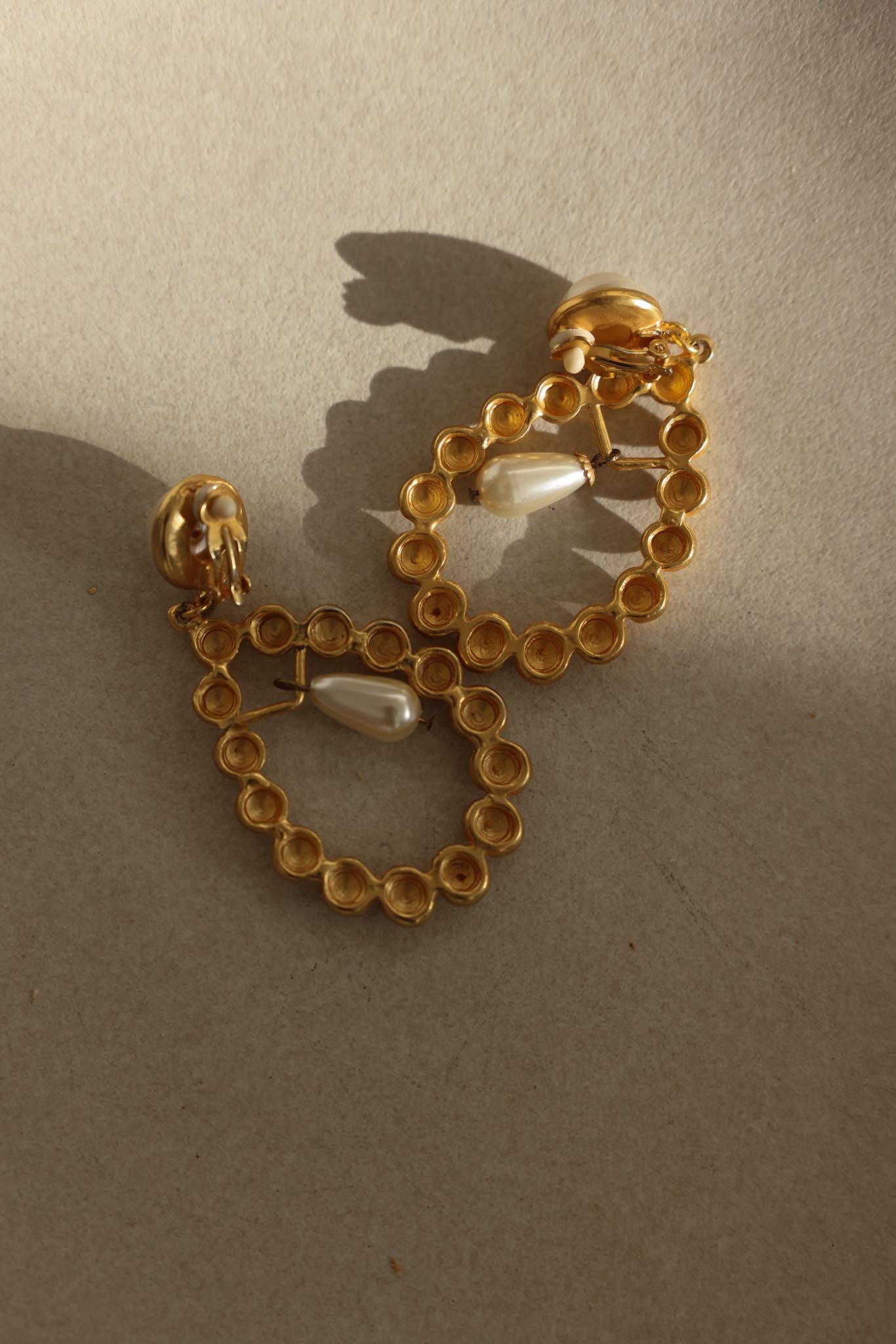 10K Gold Filled  & Faux Pearl Drop Clip-On Earrings – 1980s