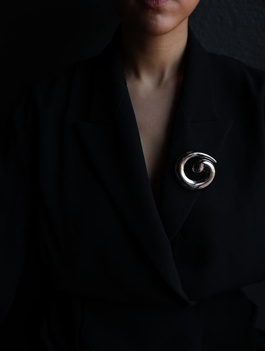 Silver Swirl Vintage Brooch|Vintage Baazaar 