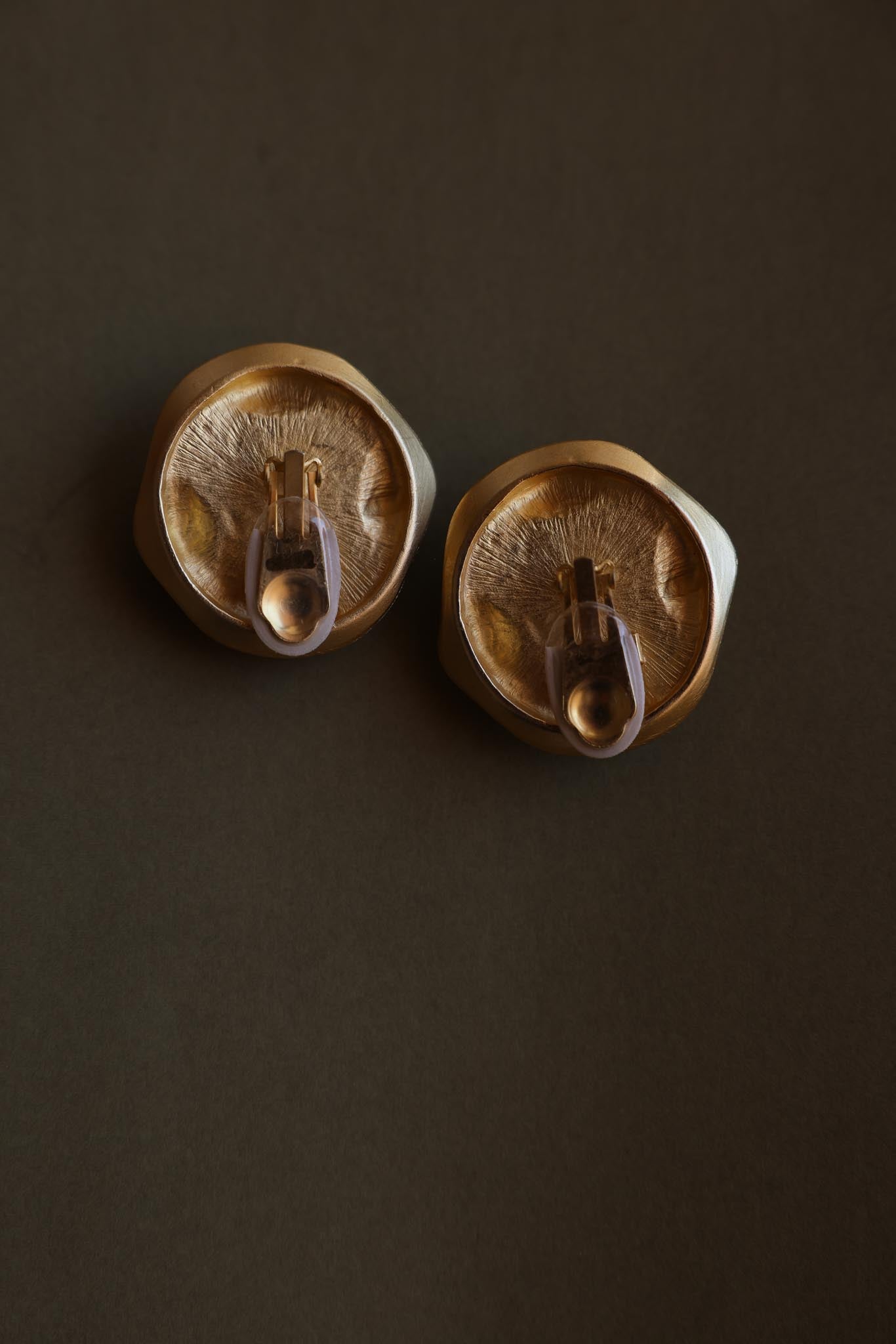 Les Bernard Matte Gold Clip-On Earrings with Ivory Cabochon|Vintage Baazaar 
