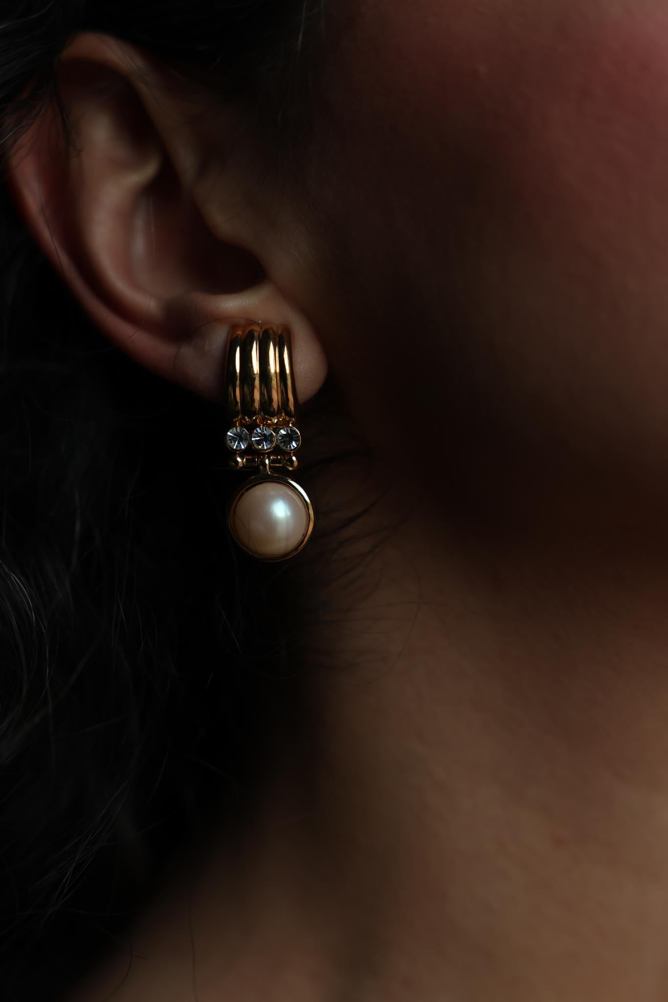 Nina Ricci Pearl Drop|Vintage Baazaar 