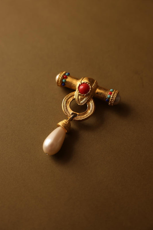 Regal Scroll Brooch with Drop Pearl|Vintage Baazaar 