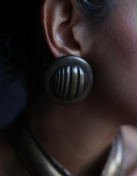 Brass Ridge Earrings|Vintage Baazaar 