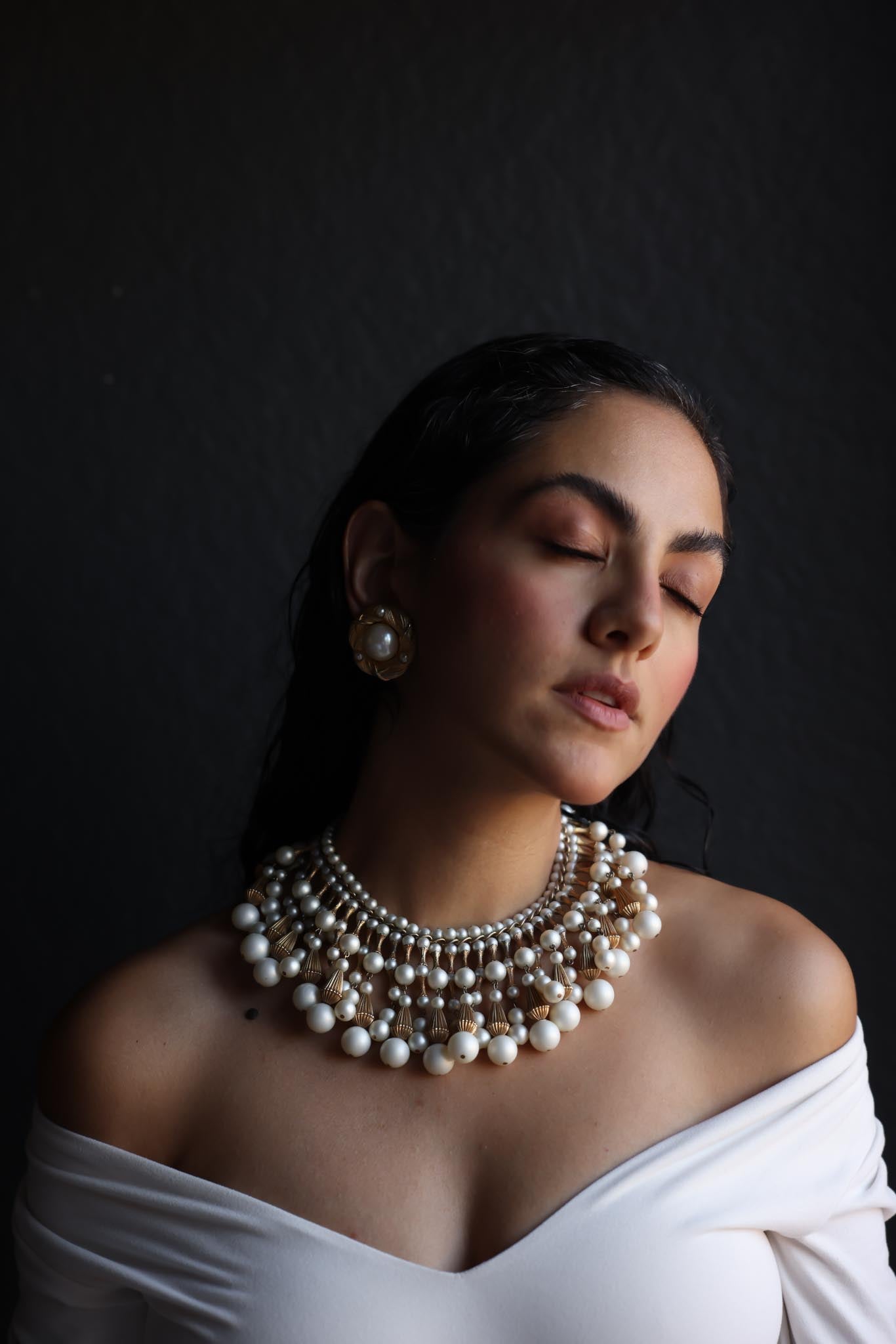 Dramatic Faux Pearl Cascade Collar Necklace|Vintage Baazaar 