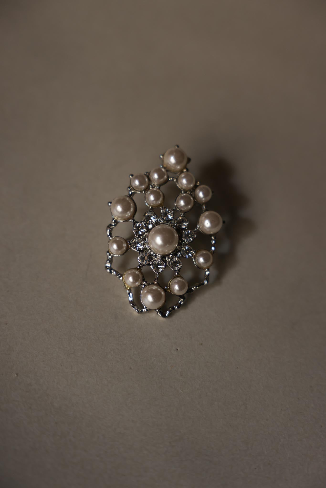 Gold Filled, Pearl & Rhinestone Brooch|Vintage Baazaar 