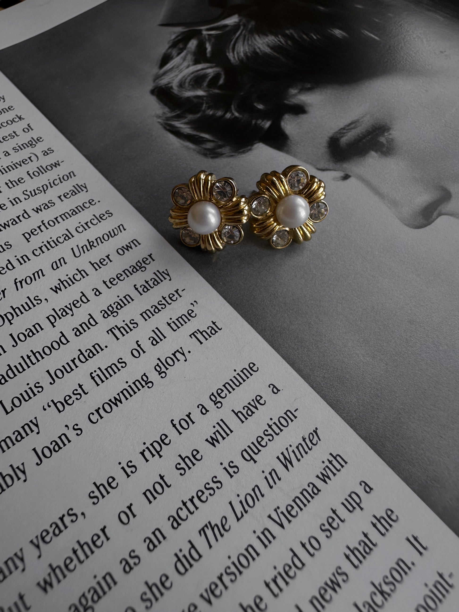 Blossom Pearl Earrings|Vintage Baazaar 