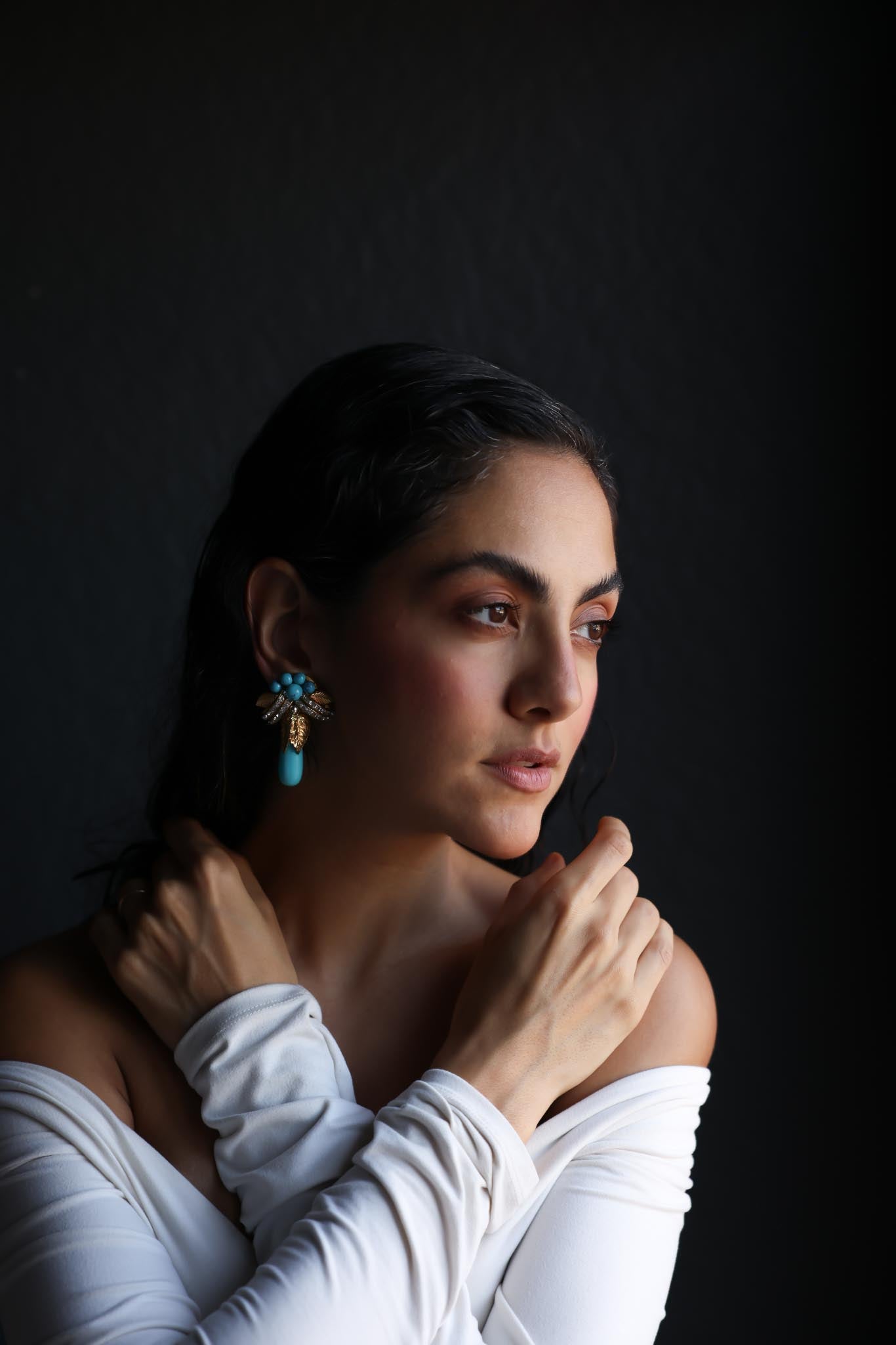 Gold-Toned Leaf and Turquoise Accent Mismatched Earrings|Vintage Baazaar 