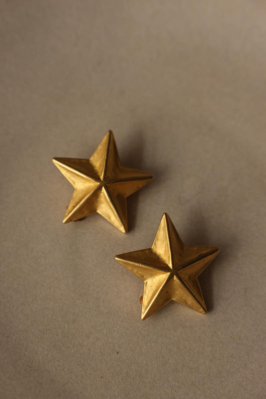 Vintage Matte Gold Star Clip-On Earrings