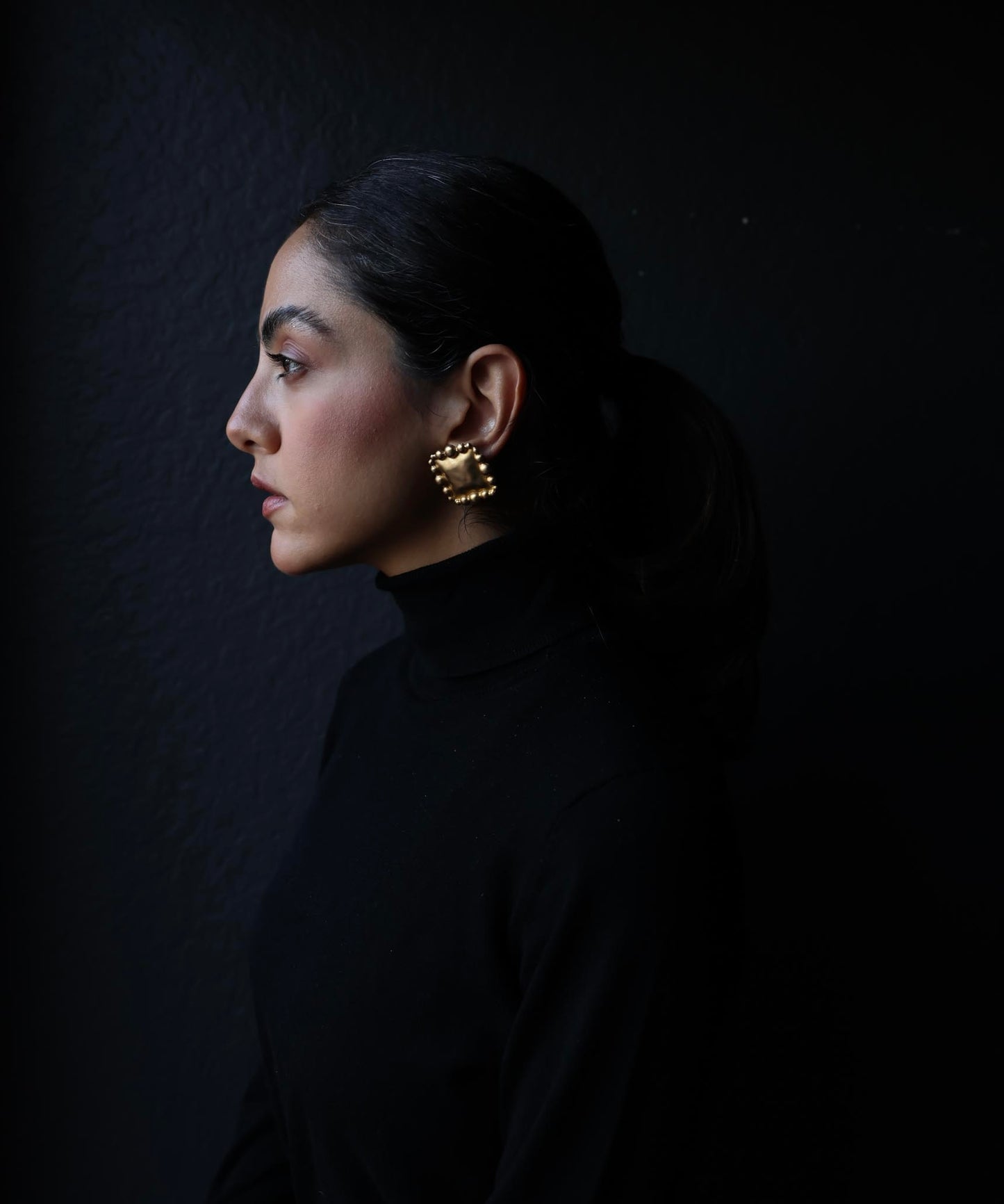 Golden Bomp Beaded Earrings|Vintage Baazaar 