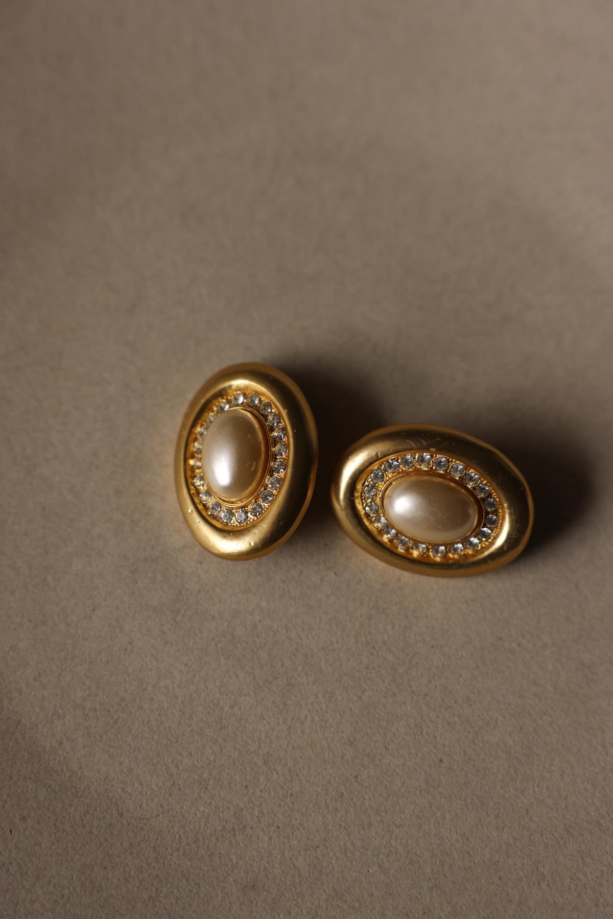 Matte Gold Oval Faux Pearl Rhinestone Clip-On Earrings