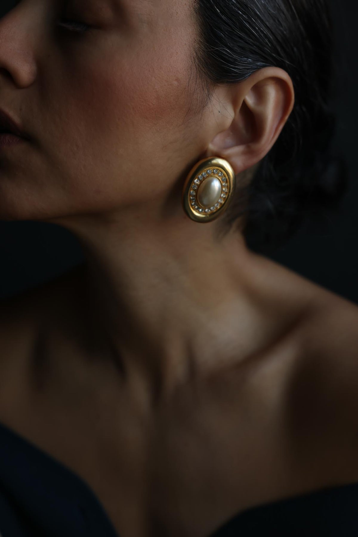 Matte Gold Oval Faux Pearl Rhinestone Clip-On Earrings