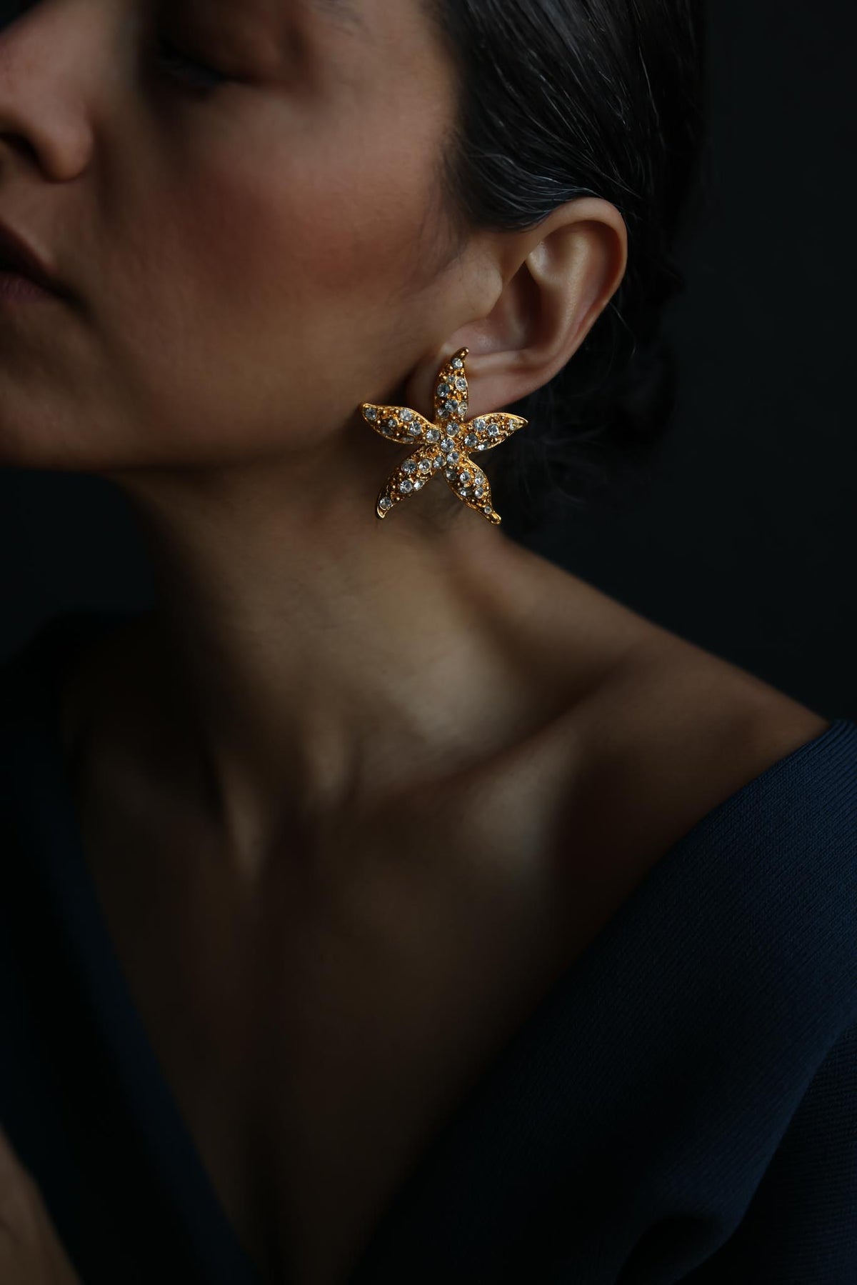 Gold Tone Clear Rhinestone Starfish Clip-On Earrings|Vintage Baazaar 
