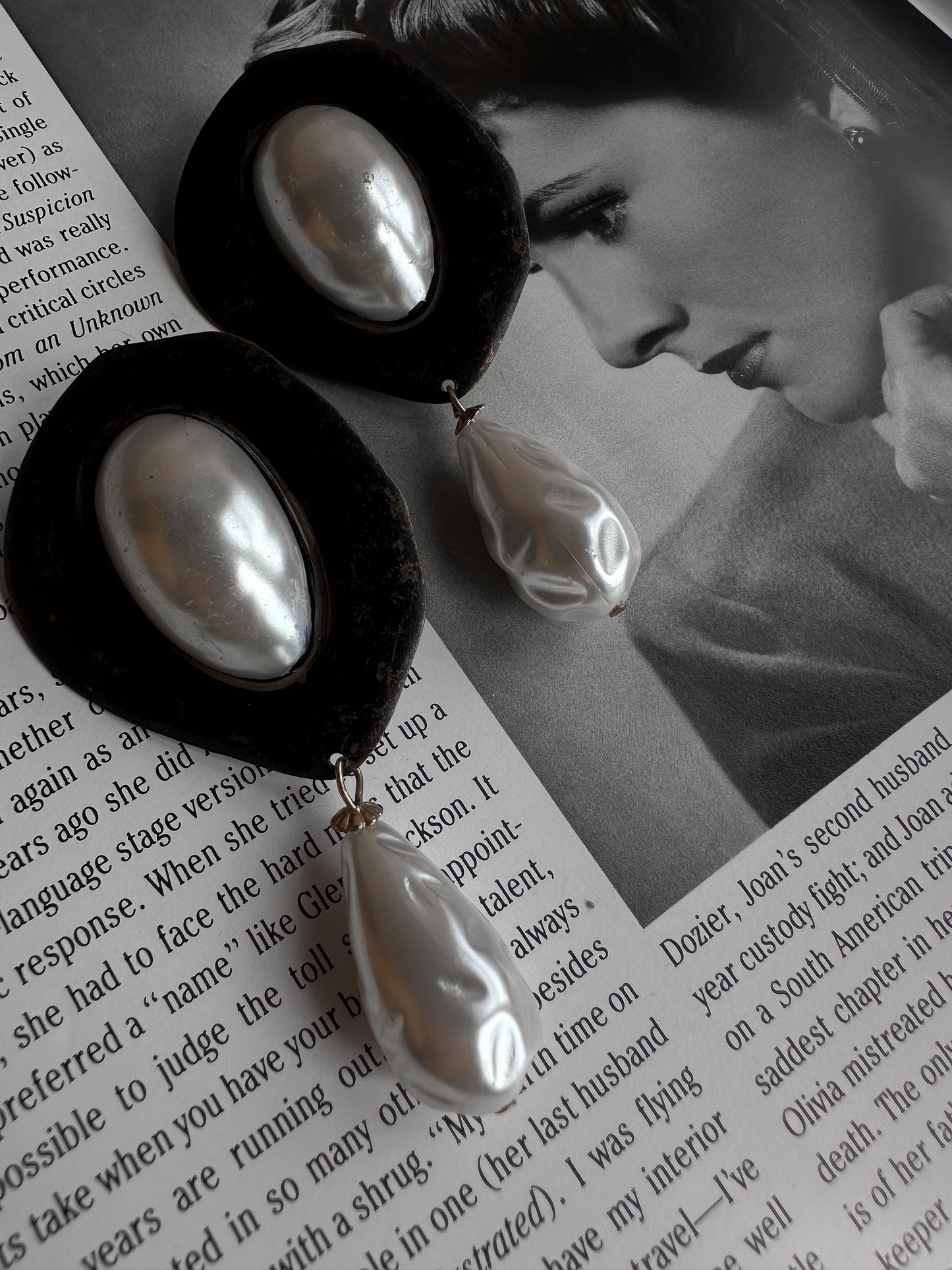 Baroque Pearl Statement Earrings|Vintage Baazaar 