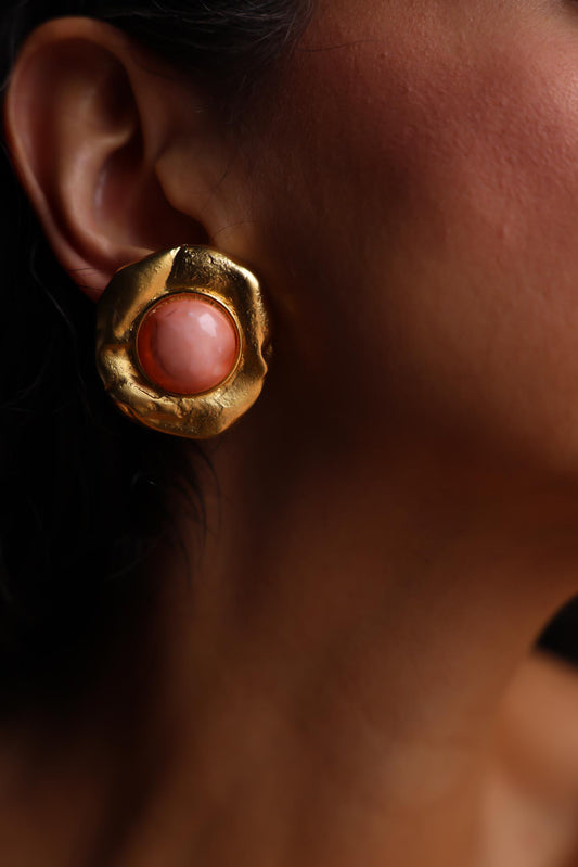 Chunky Round Brushed Gold Peach Cabochon Clip-On Earrings|Vintage Baazaar 