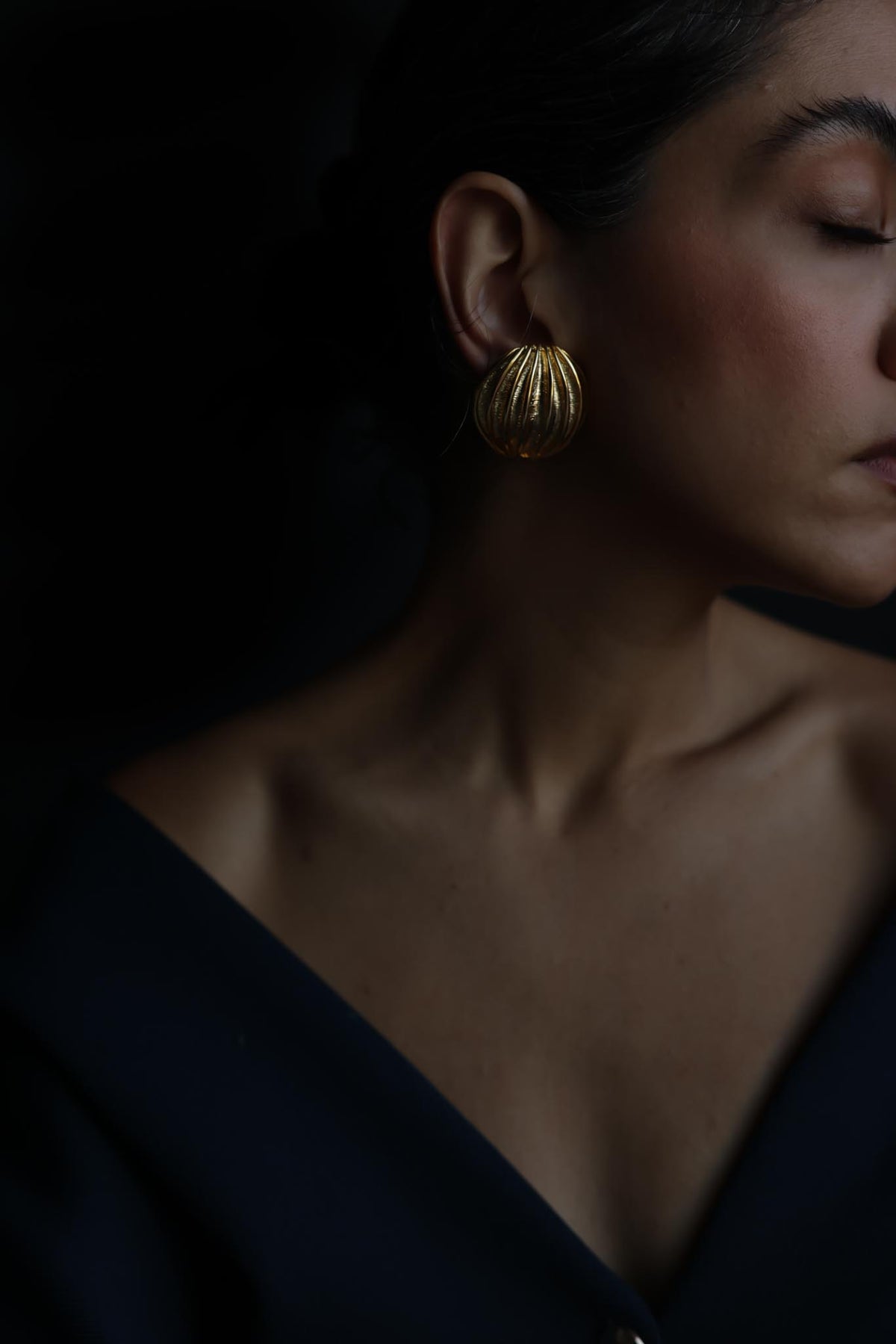 Gold Tone Chunky Ribbed Round Clip-On Earrings