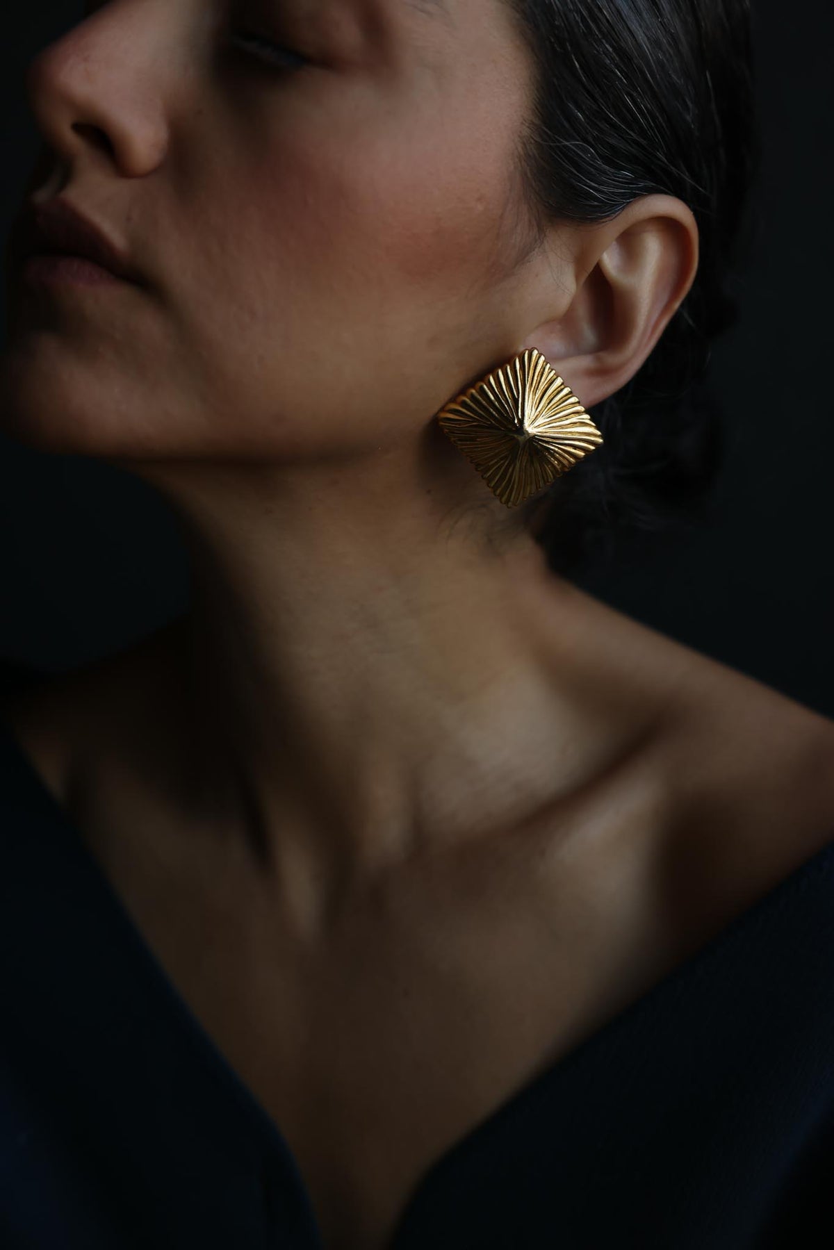 Gold Tone Ridged Square Statement Clip-On Earrings
