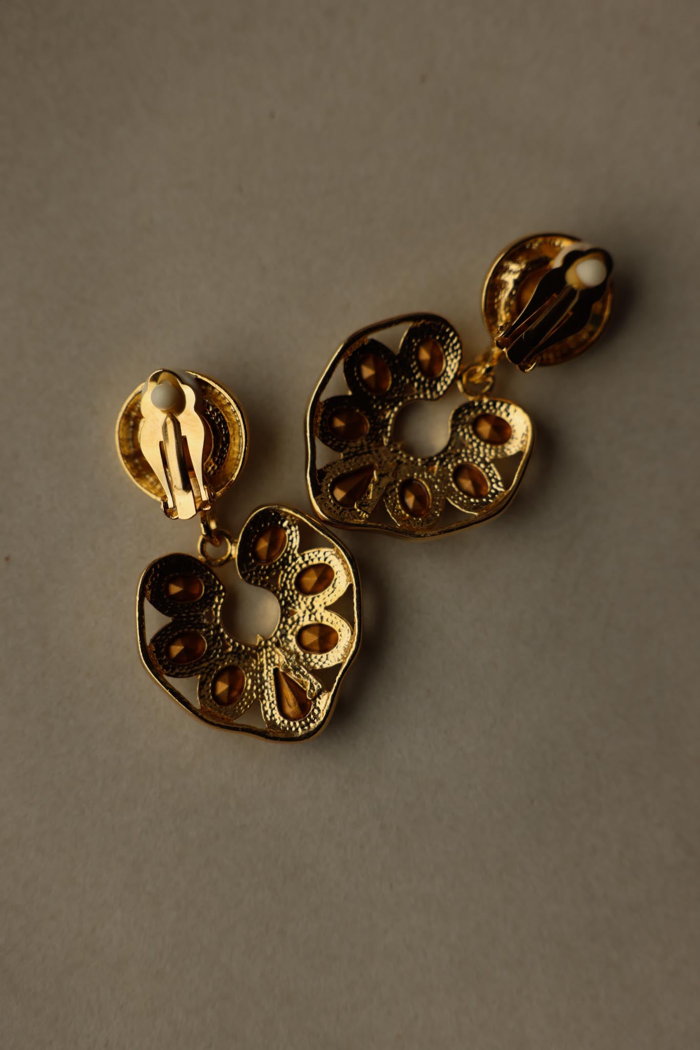 Rhinestone Drop Clip-On Earrings|Vintage Baazaar 