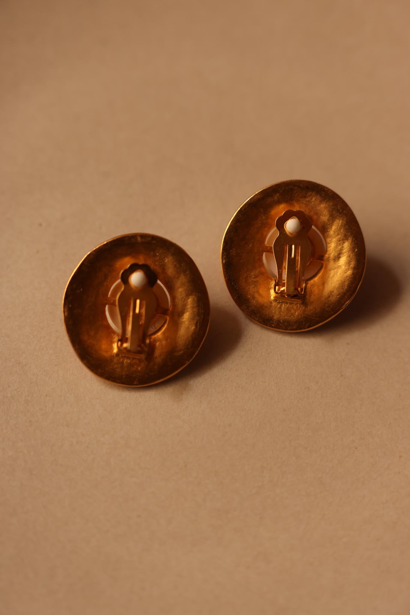 Red Enamel Clip-On Earrings with Faux Pearl Center|Vintage Baazaar 