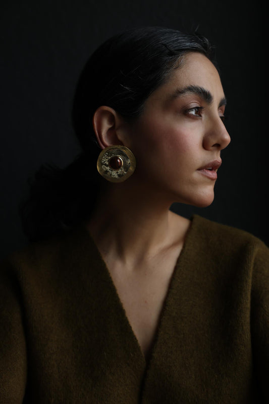Vintage Hammered Gold Tone Disc Clip-On Earrings