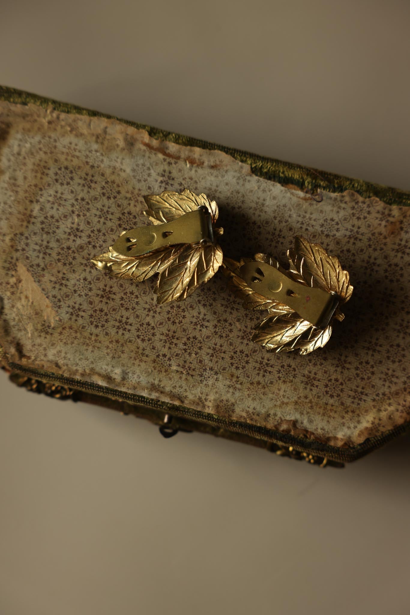 Gold-Tone Leaf Cluster Shoe Clips
