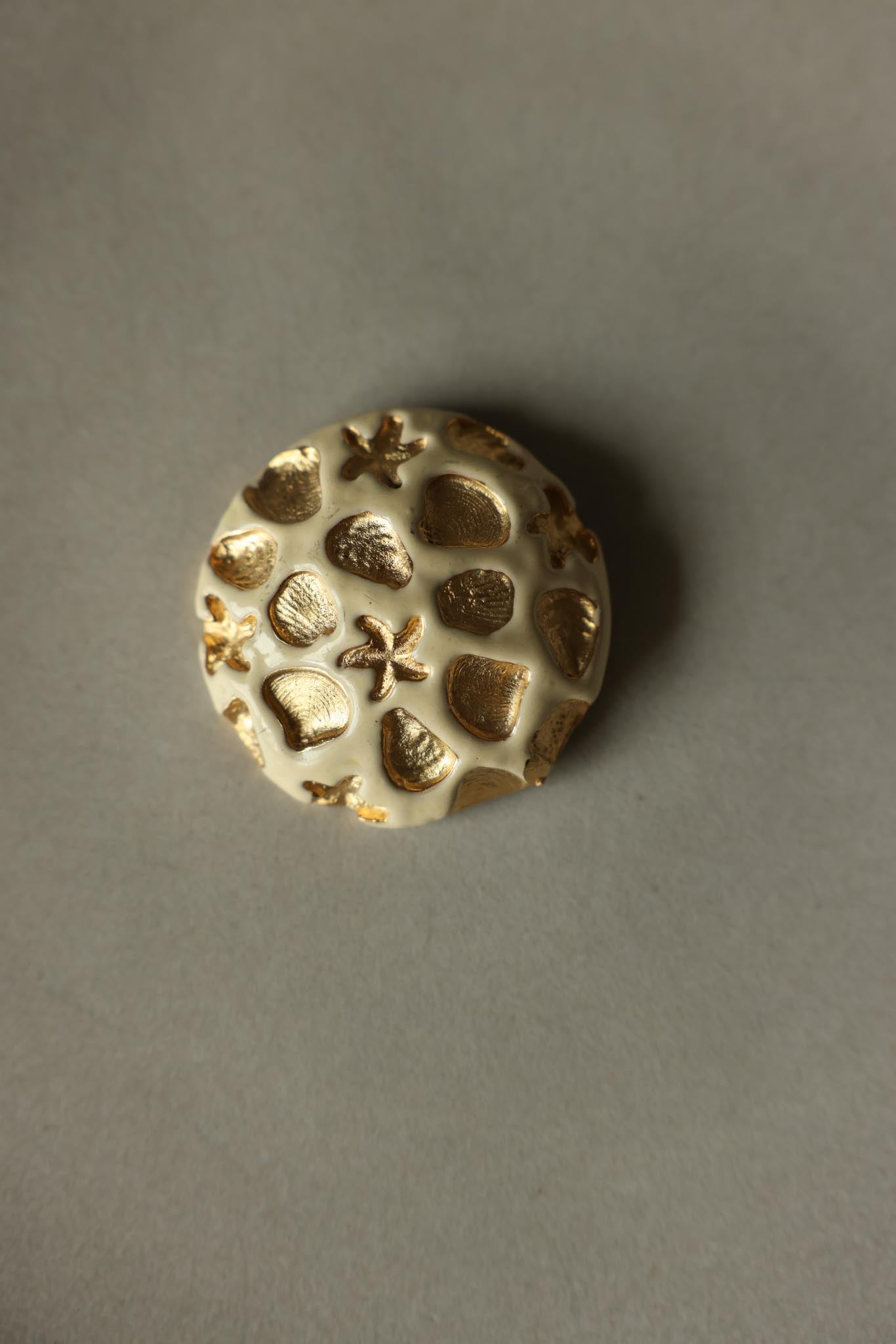 Gold Seashell & Starfish Enamel Brooch