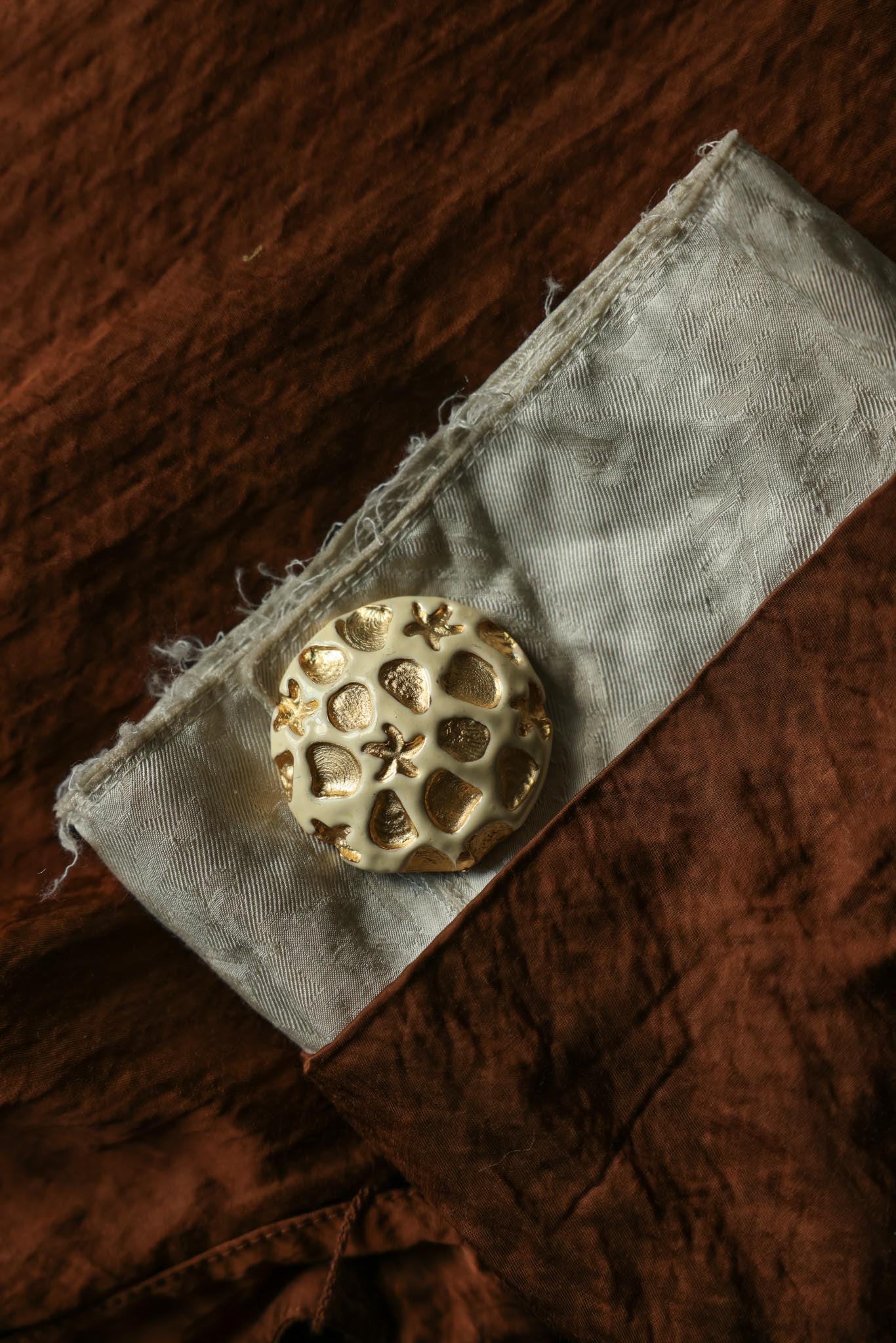 Gold Seashell & Starfish Enamel Brooch
