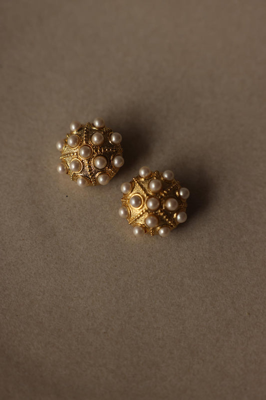 Vintage Gold Tone Faux Pearl Dome Clip-On Earrings|Vintage Baazaar 