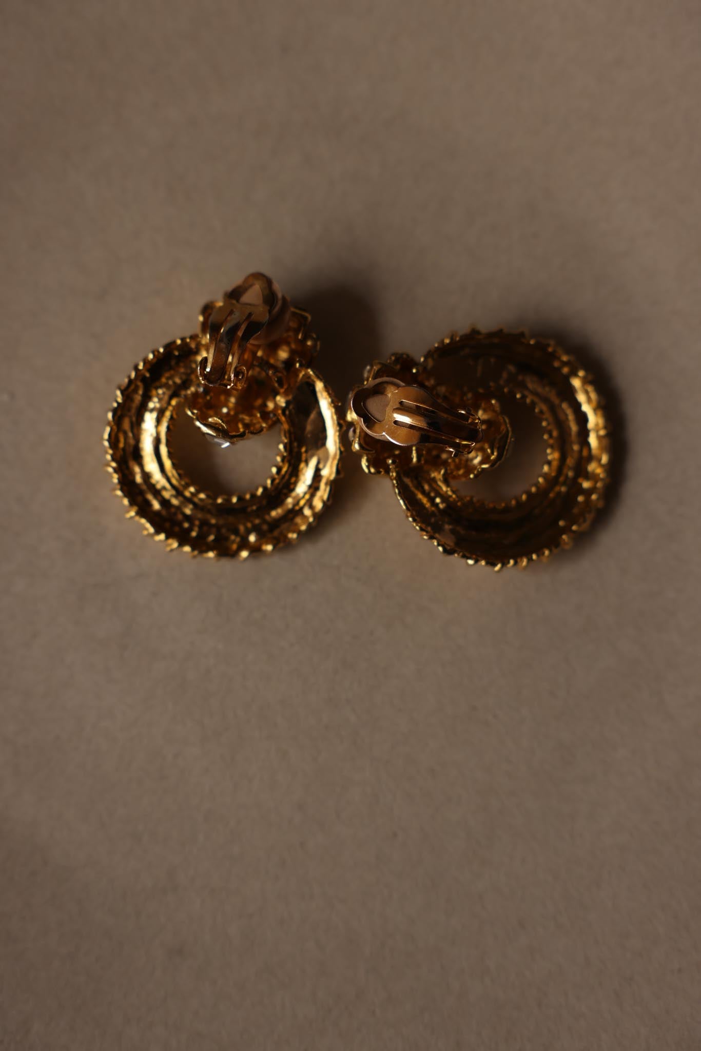 Gold-Tone Rhinestone Door Knocker Clip-On Earrings|Vintage Baazaar 