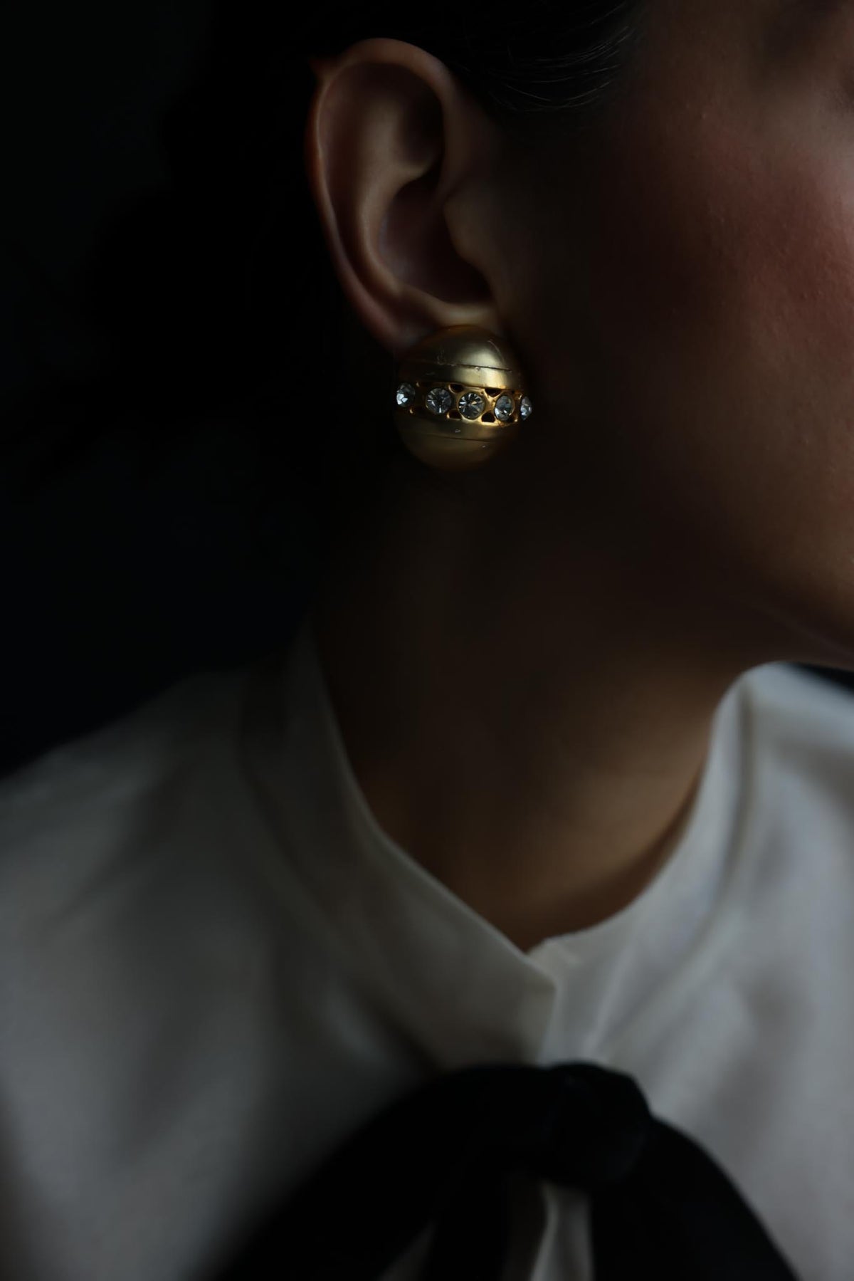 Chunky Matte Gold Round Clear Rhinestone Clip-On Earrings