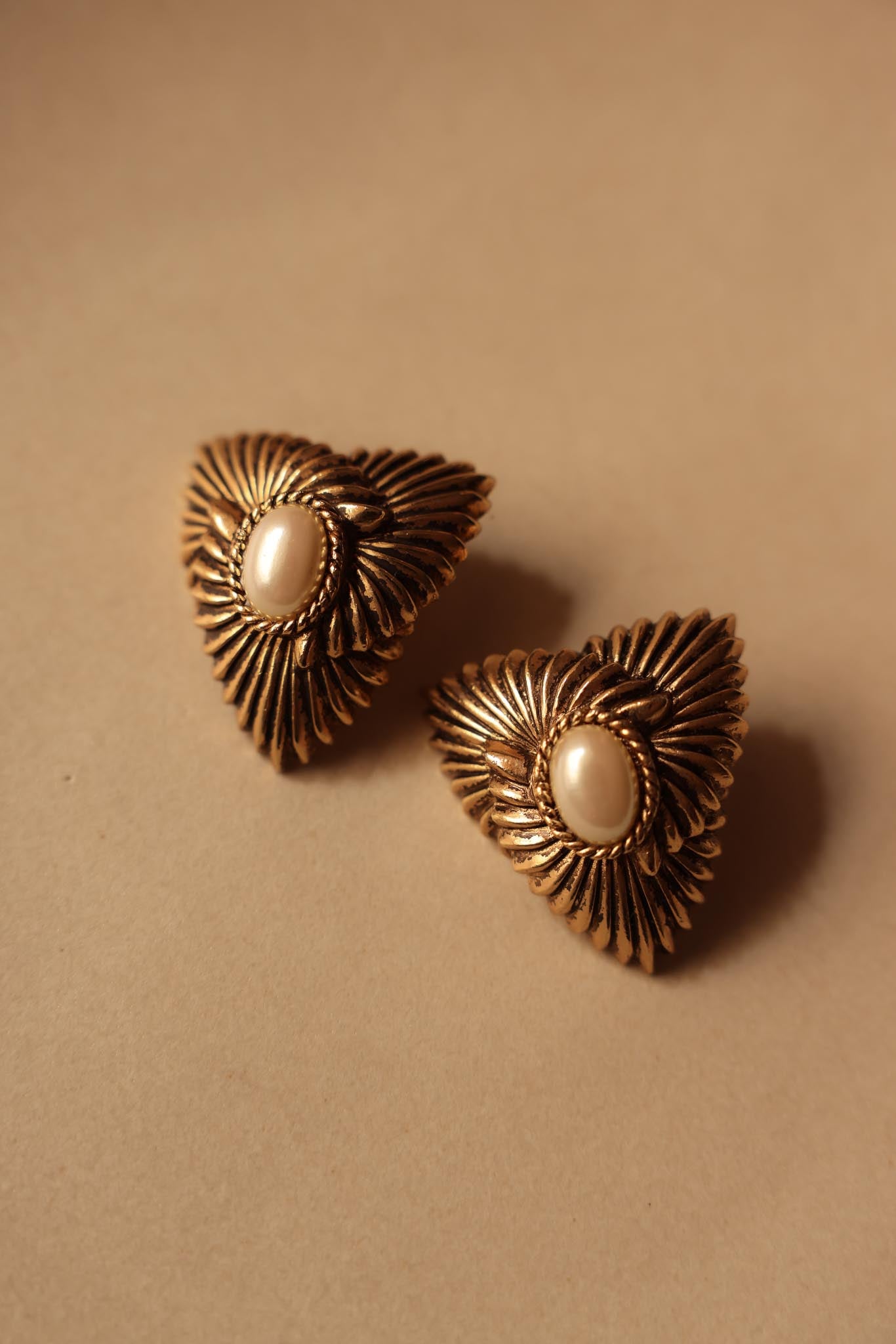 Triangle Shell Clip-On Earrings with Faux Pearl Center|Vintage Baazaar 