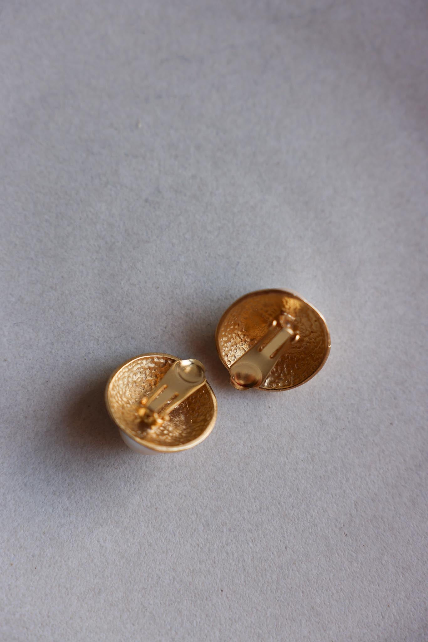Matte Gold Clip-On Earrings with Faux Pearl Center|Vintage Baazaar 