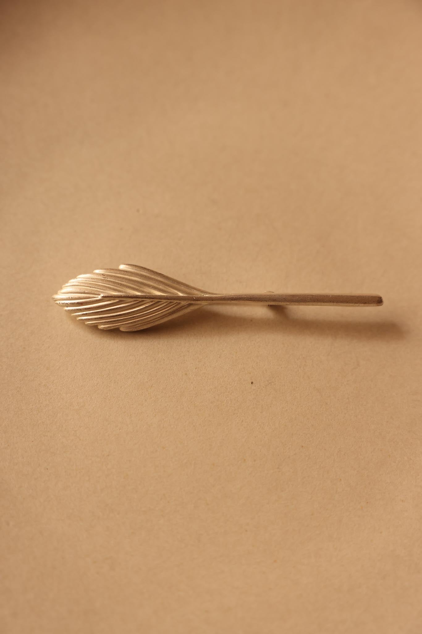 Monet Matte Silver Feather Brooch|Vintage Baazaar 