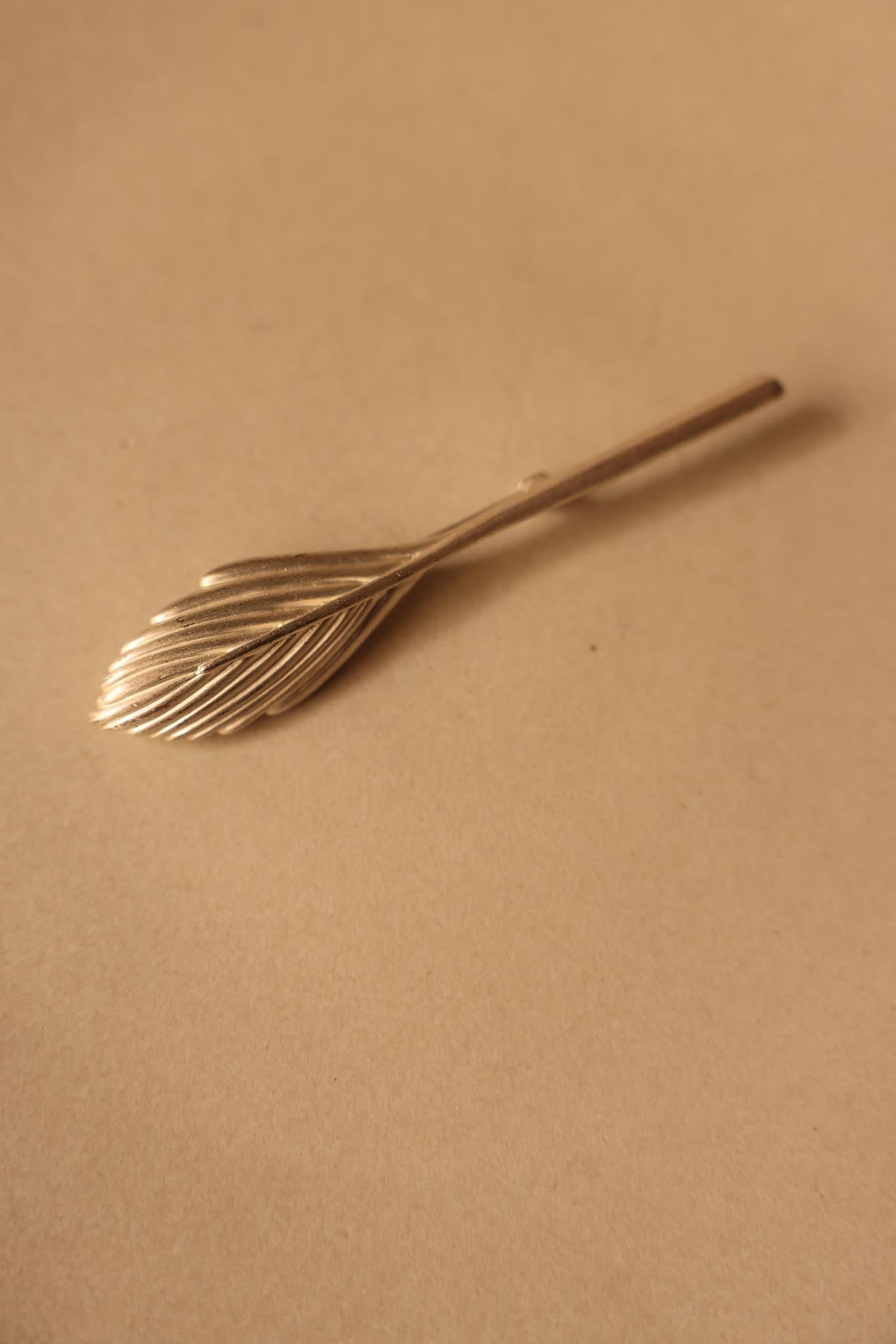 Monet Matte Silver Feather Brooch|Vintage Baazaar 