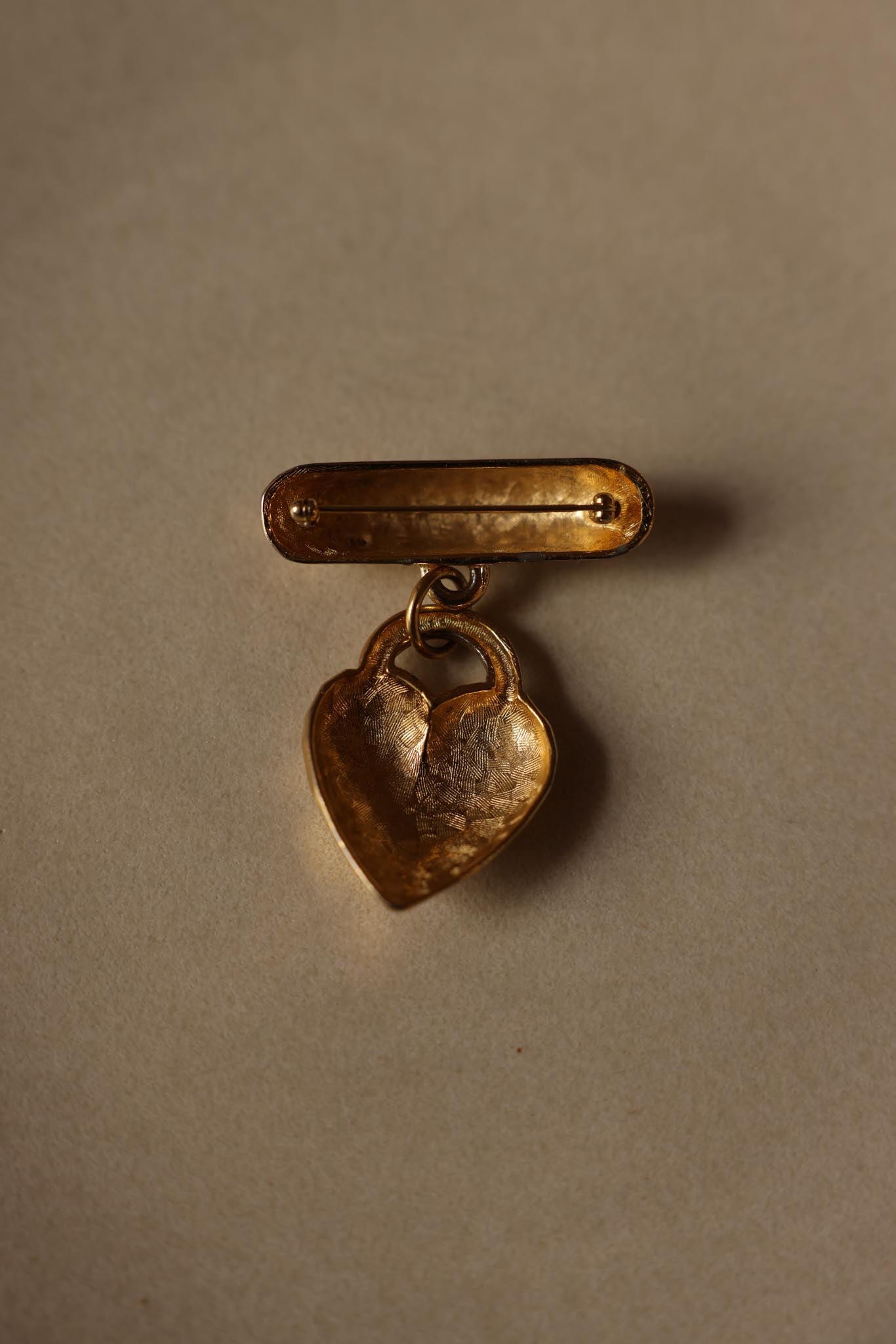 Gold-Tone Hammered Heart Brooch|Vintage Baazaar 