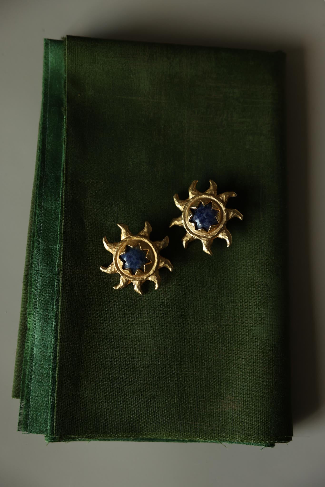 10K Gold Filled Mid-Century Sunburst Blue Glass Clip-On Earrings