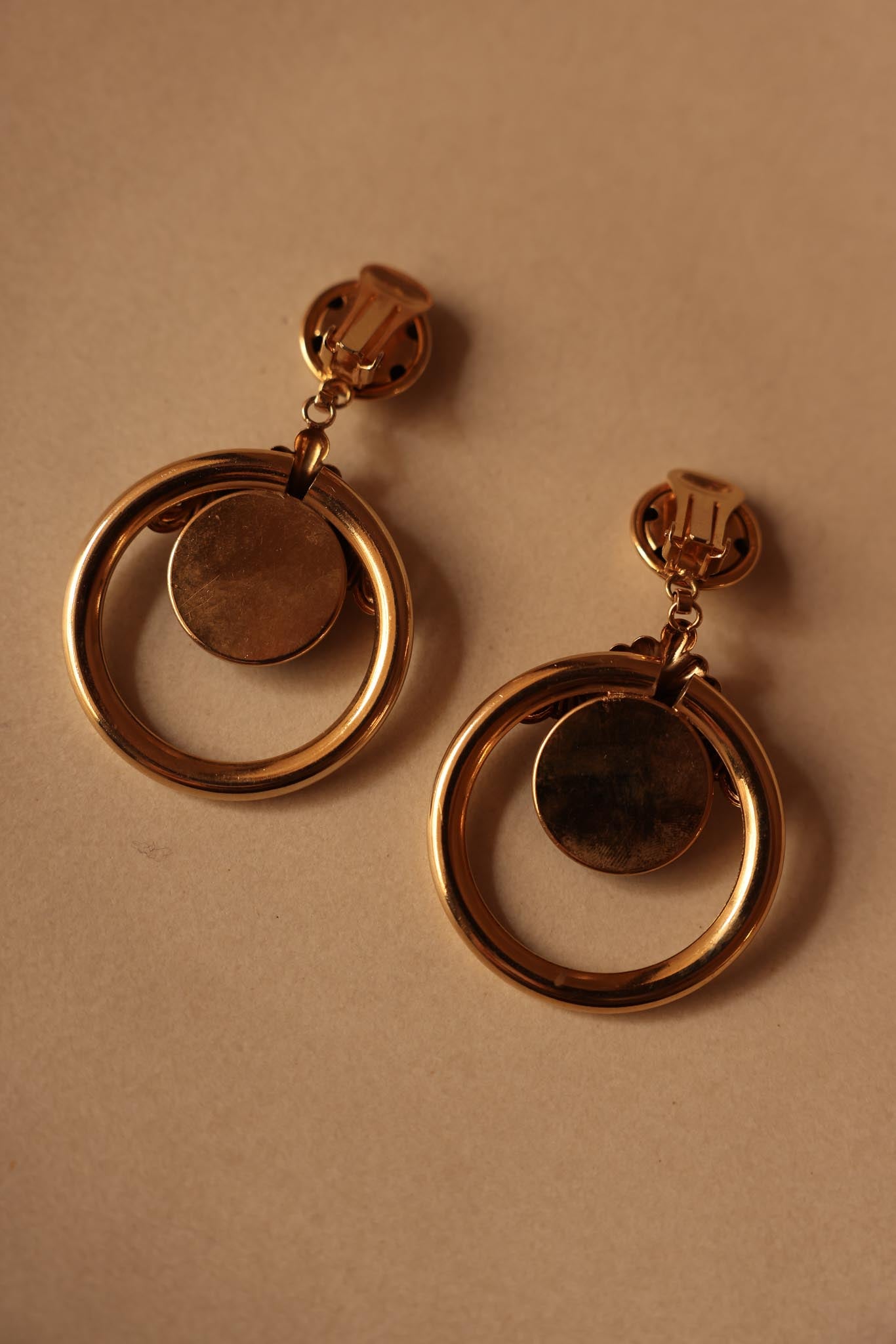 Grand Loop Gold and Black Clip-On Earrings|Vintage Baazaar 